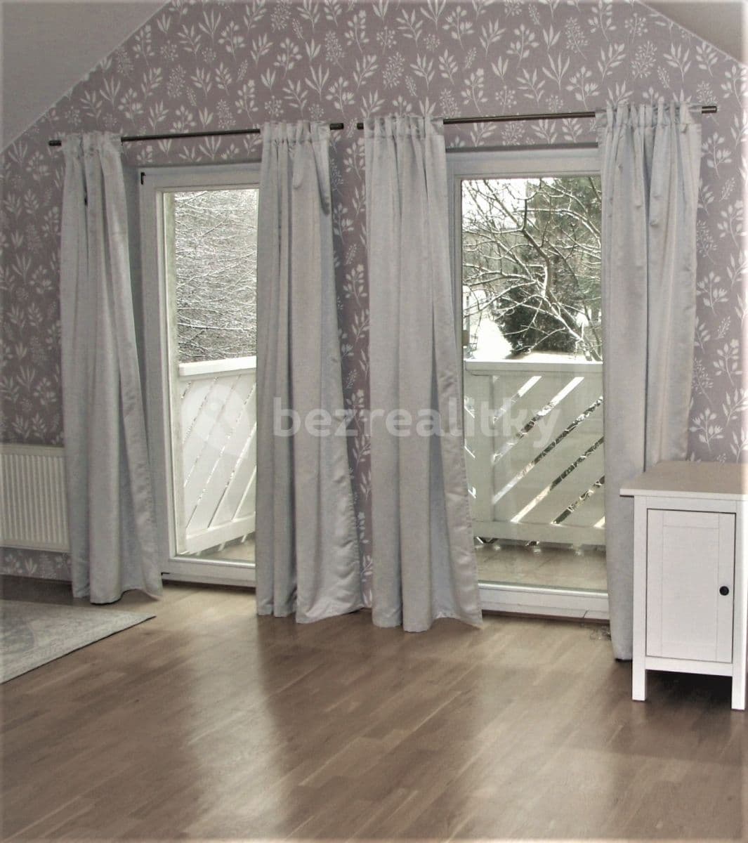 Prenájom bytu 2-izbový 72 m², Mezitraťová, Praha, Praha Prenájom bytu 2-izbový 72 m², Mezitraťová, Praha, Praha
