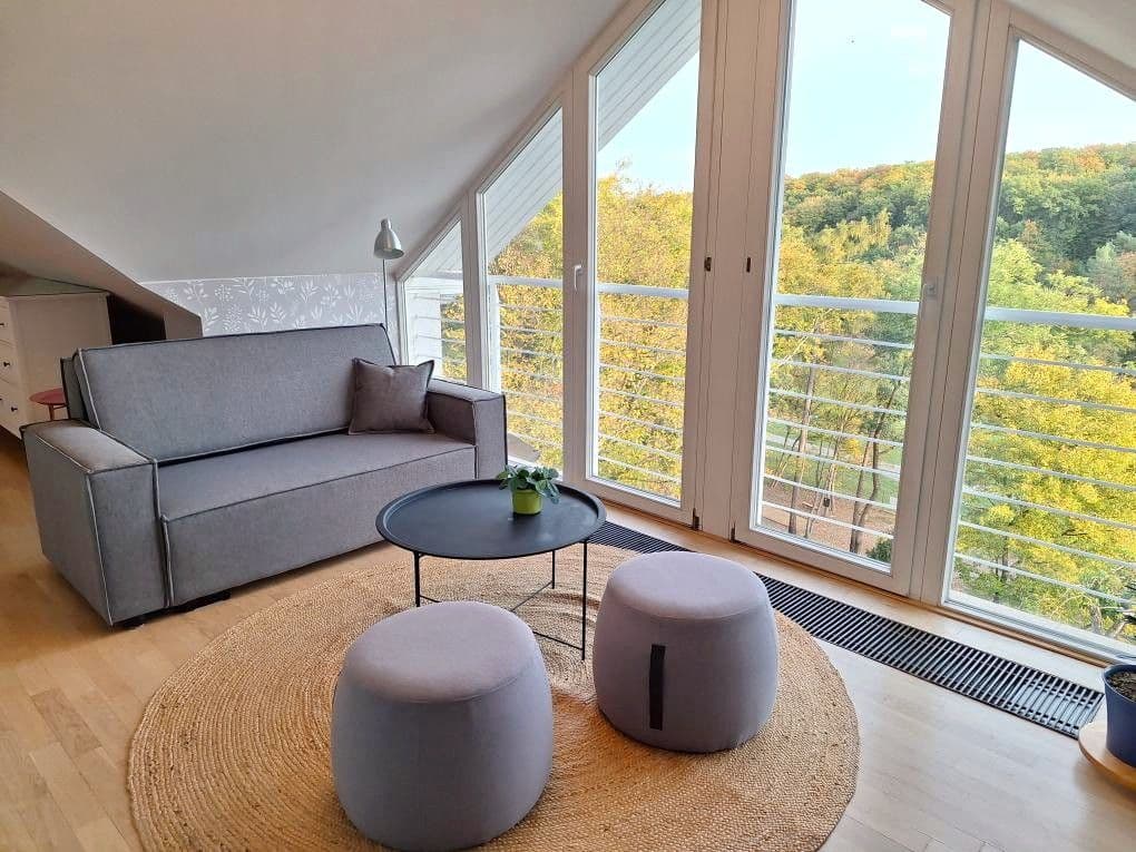 Prenájom bytu 2-izbový 72 m², Mezitraťová, Praha, Praha Prenájom bytu 2-izbový 72 m², Mezitraťová, Praha, Praha