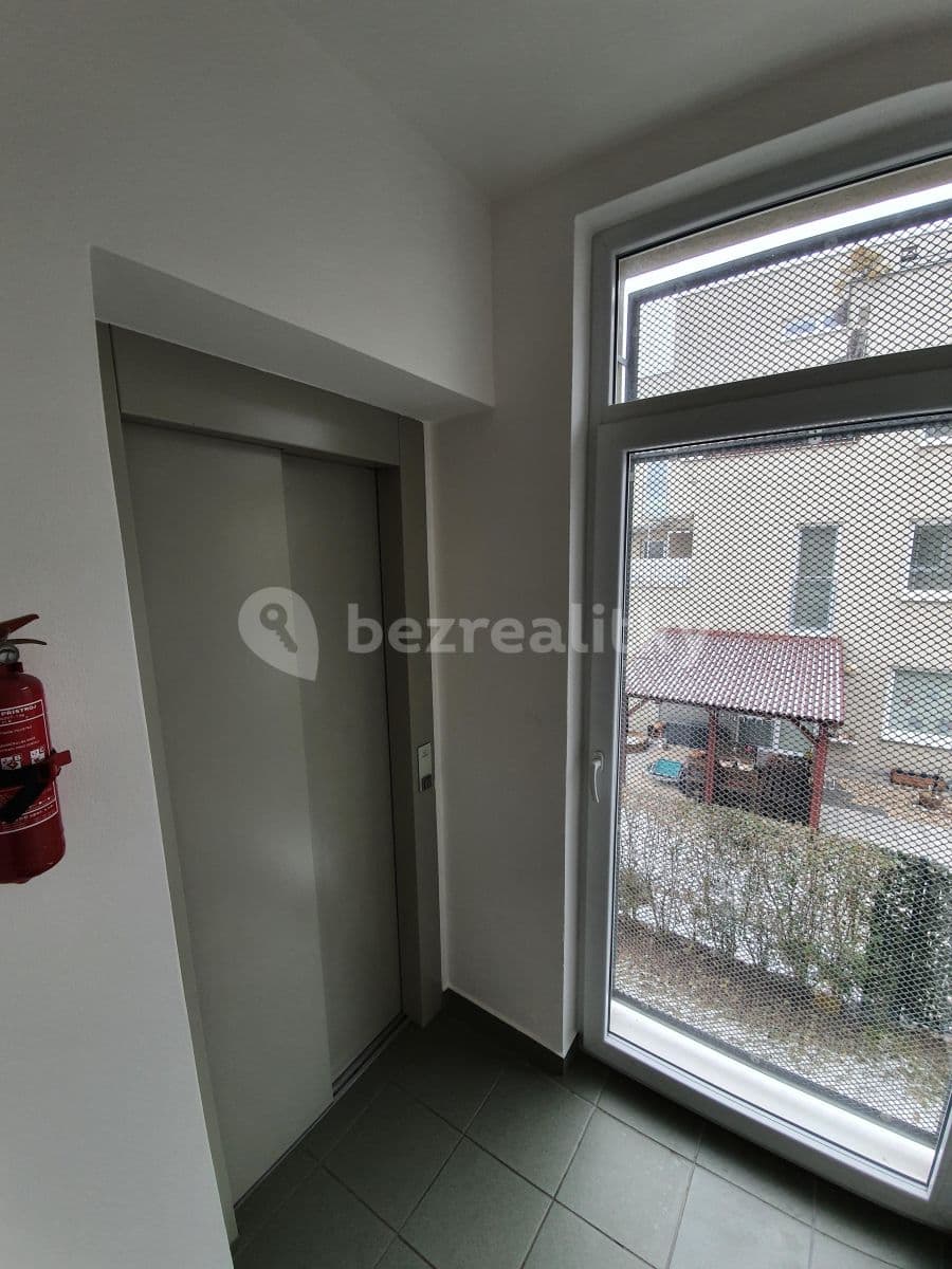 Prenájom bytu 3-izbový 70 m², Kamechy, Brno, Jihomoravský kraj Prenájom bytu 3-izbový 70 m², Kamechy, Brno, Jihomoravský kraj