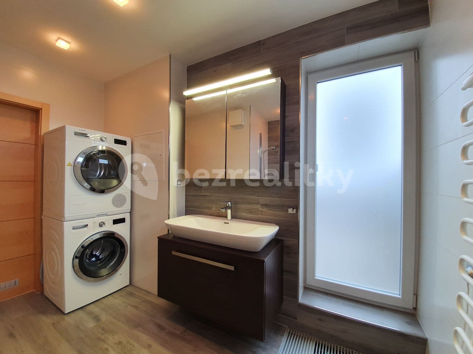 Prenájom bytu 3-izbový 70 m², Kamechy, Brno, Jihomoravský kraj Prenájom bytu 3-izbový 70 m², Kamechy, Brno, Jihomoravský kraj