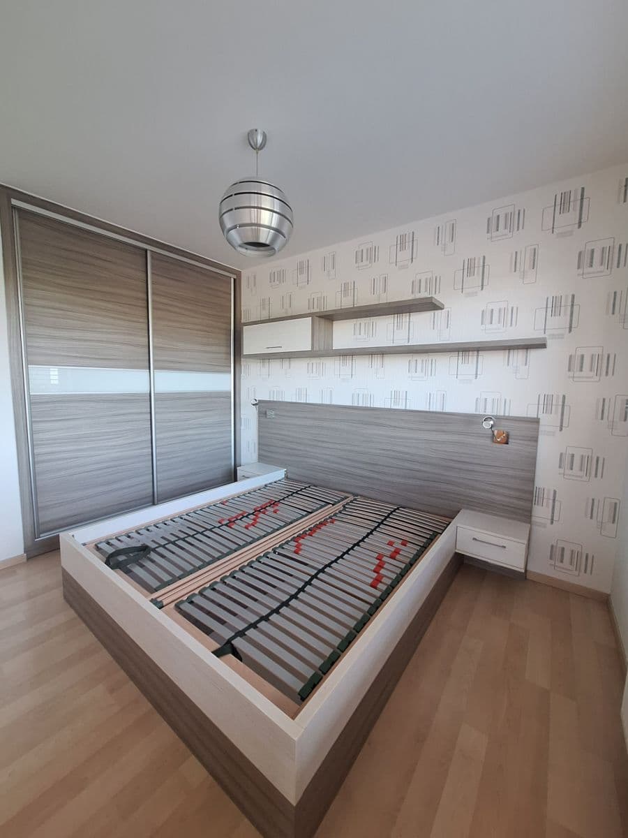 Prenájom bytu 3-izbový 70 m², Kamechy, Brno, Jihomoravský kraj Prenájom bytu 3-izbový 70 m², Kamechy, Brno, Jihomoravský kraj