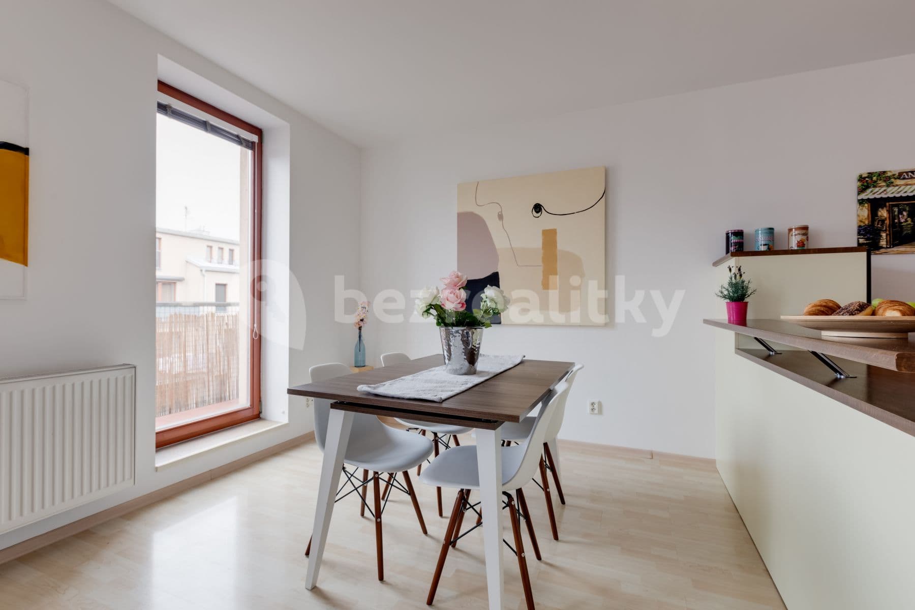 Prenájom bytu 3-izbový 82 m², Ke Školce, Rudná, Středočeský kraj Prenájom bytu 3-izbový 82 m², Ke Školce, Rudná, Středočeský kraj