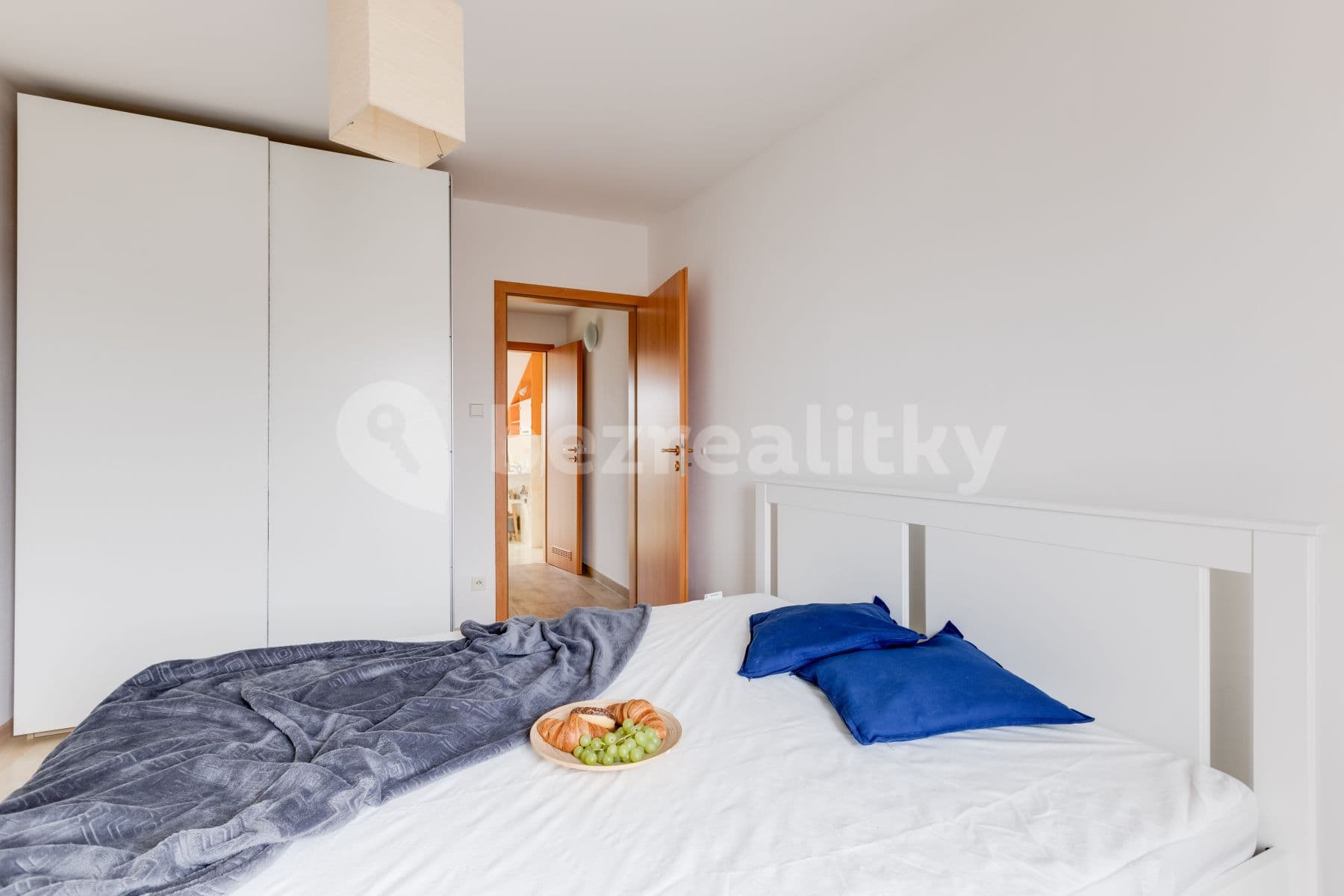 Prenájom bytu 3-izbový 82 m², Ke Školce, Rudná, Středočeský kraj Prenájom bytu 3-izbový 82 m², Ke Školce, Rudná, Středočeský kraj