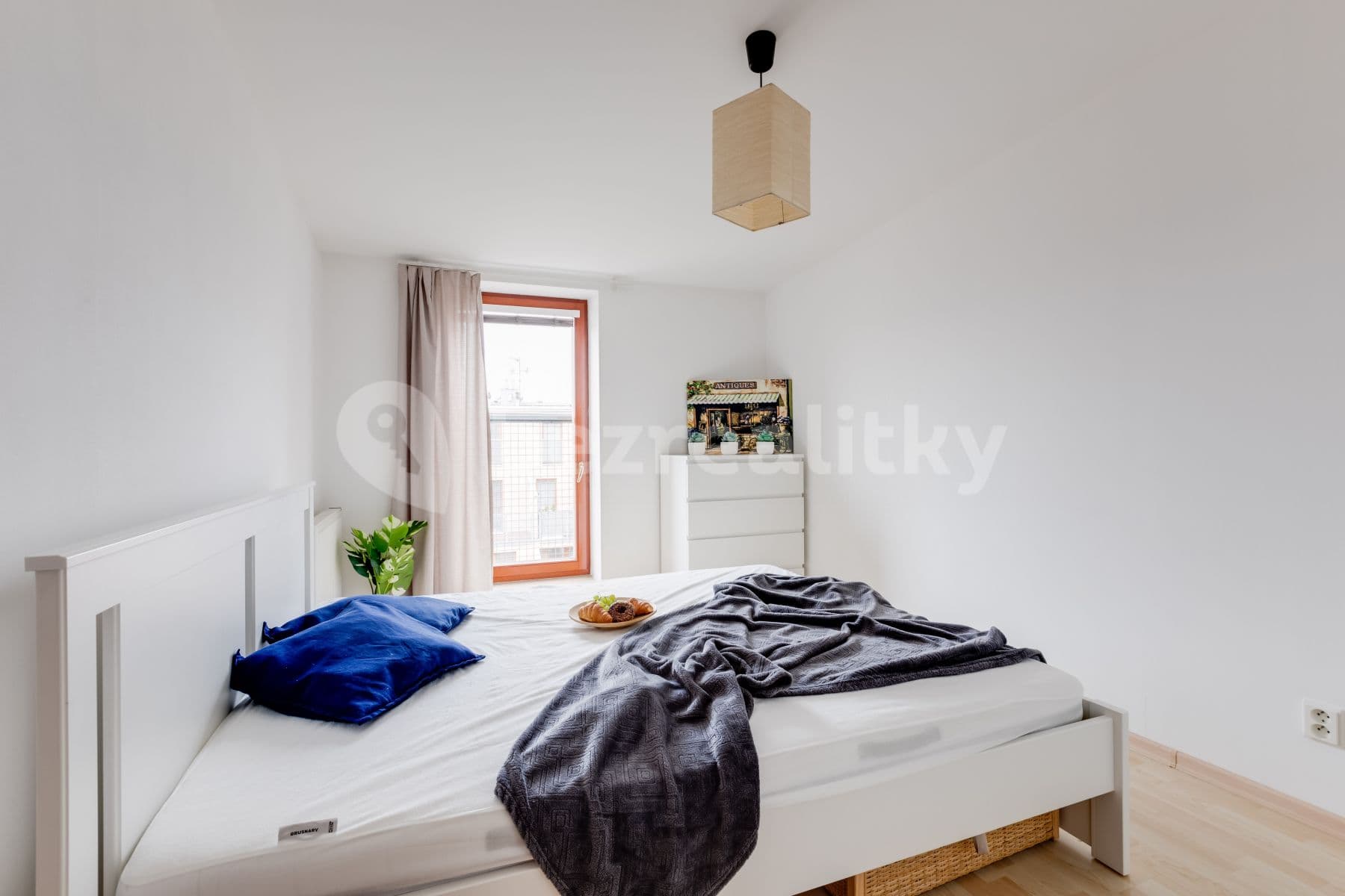 Prenájom bytu 3-izbový 82 m², Ke Školce, Rudná, Středočeský kraj Prenájom bytu 3-izbový 82 m², Ke Školce, Rudná, Středočeský kraj