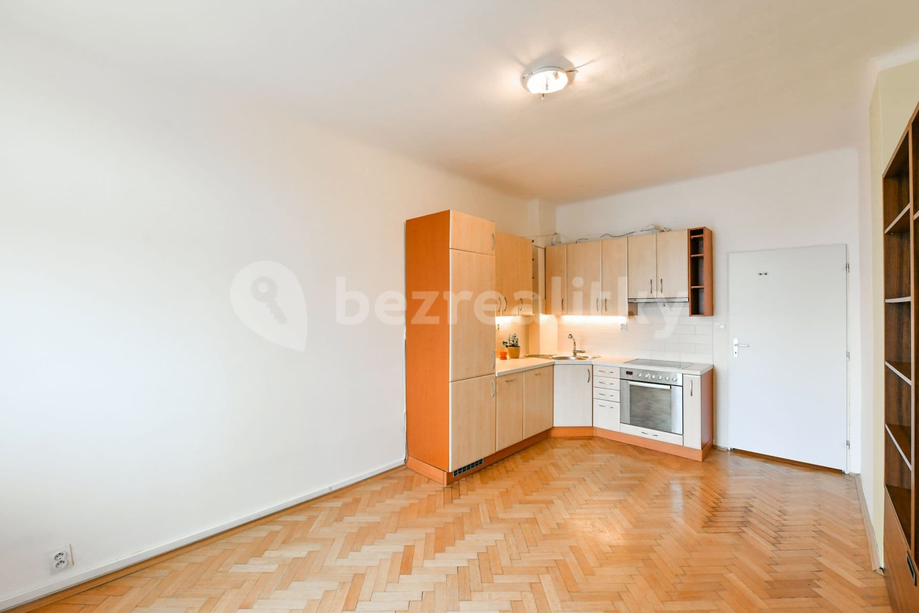 Prenájom bytu 2-izbový 52 m², Jankovcova, Praha, Praha Prenájom bytu 2-izbový 52 m², Jankovcova, Praha, Praha