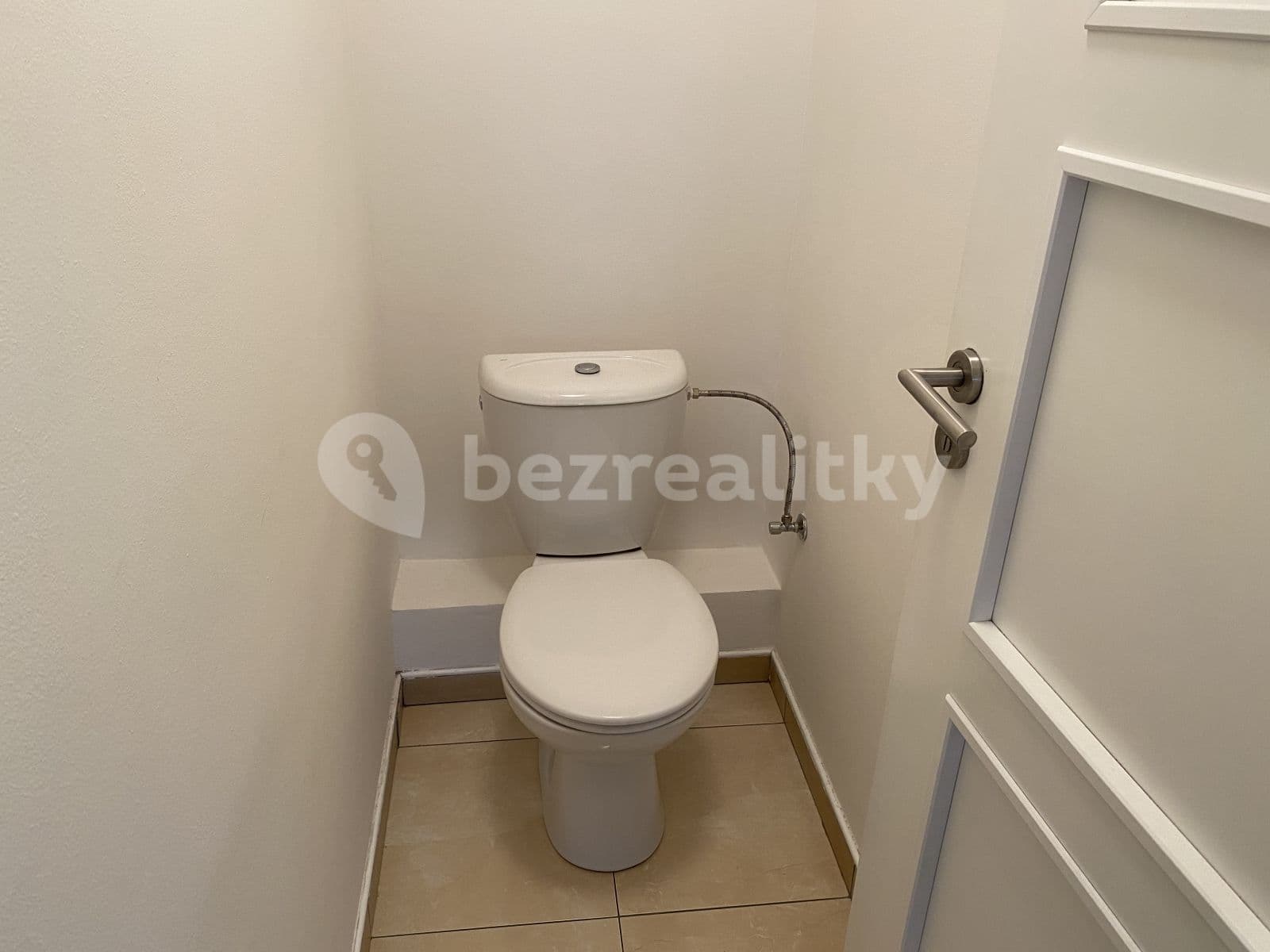 Prenájom bytu 2-izbový 64 m², Přemyslovská, Roztoky, Středočeský kraj Prenájom bytu 2-izbový 64 m², Přemyslovská, Roztoky, Středočeský kraj