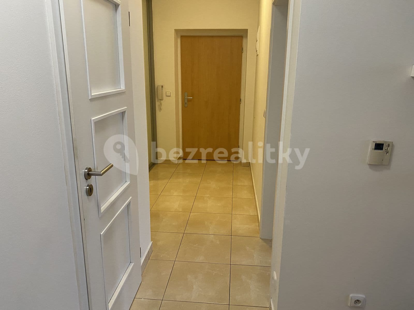 Prenájom bytu 2-izbový 64 m², Přemyslovská, Roztoky, Středočeský kraj Prenájom bytu 2-izbový 64 m², Přemyslovská, Roztoky, Středočeský kraj