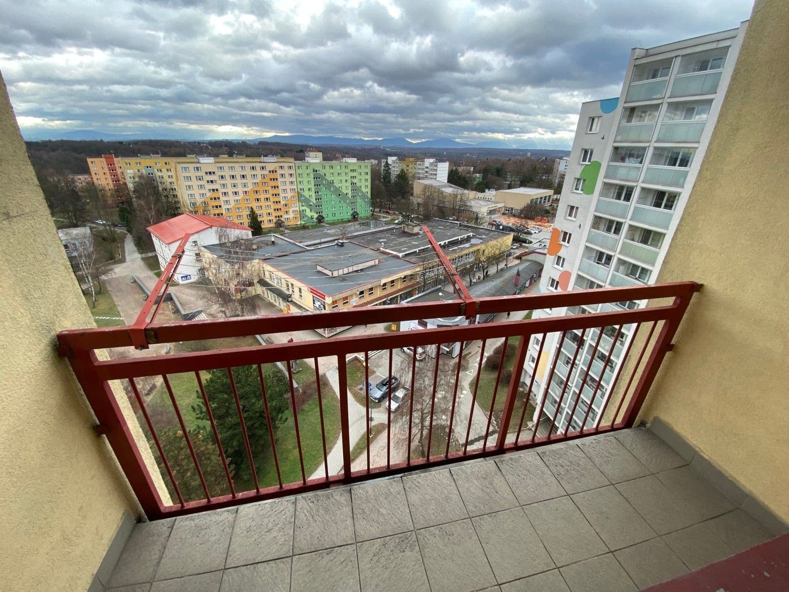Prenájom bytu 3-izbový 67 m², Osvobození, Orlová, Moravskoslezský kraj Prenájom bytu 3-izbový 67 m², Osvobození, Orlová, Moravskoslezský kraj