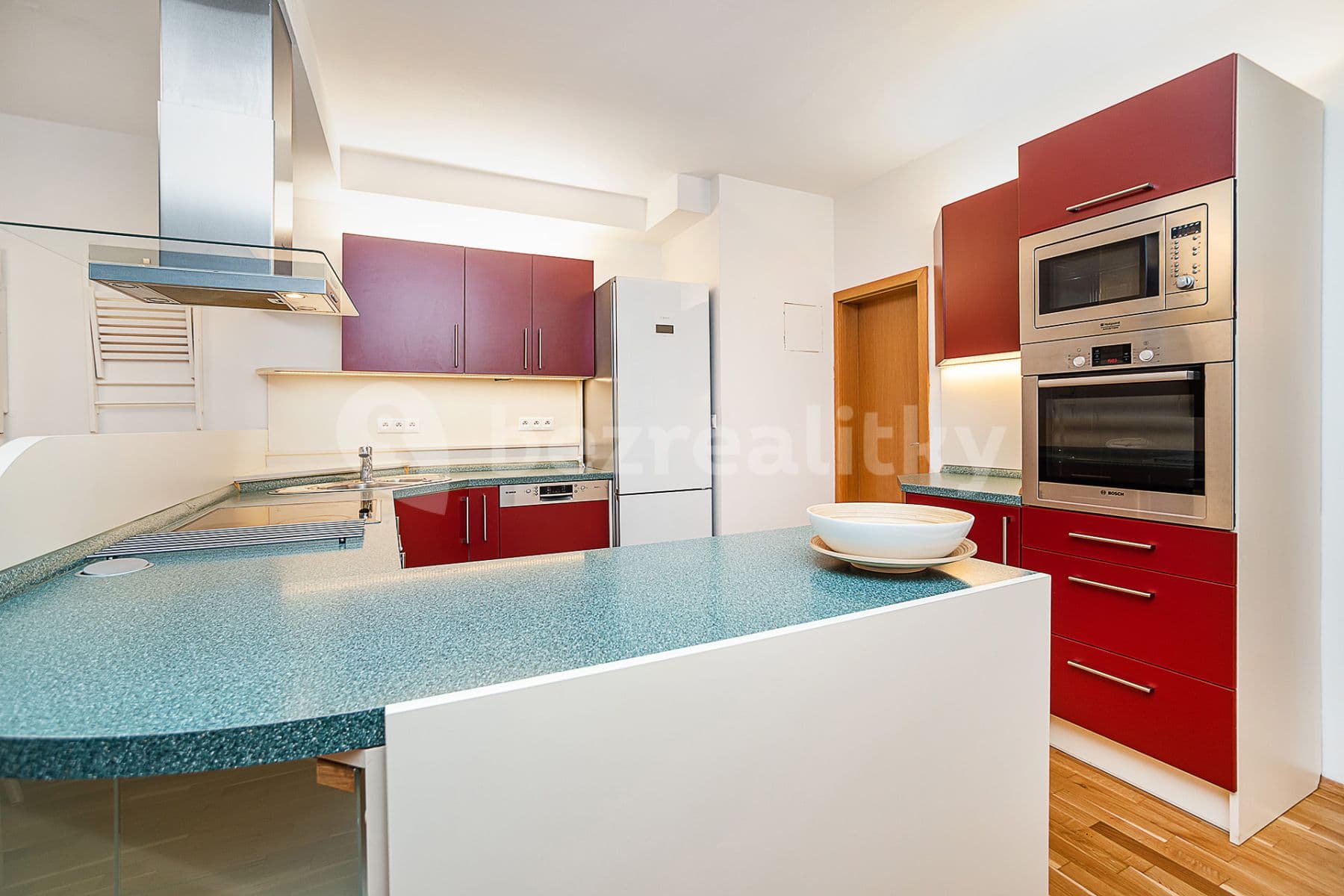 Prenájom bytu 4-izbový 109 m², Šátalská, Praha, Praha Prenájom bytu 4-izbový 109 m², Šátalská, Praha, Praha