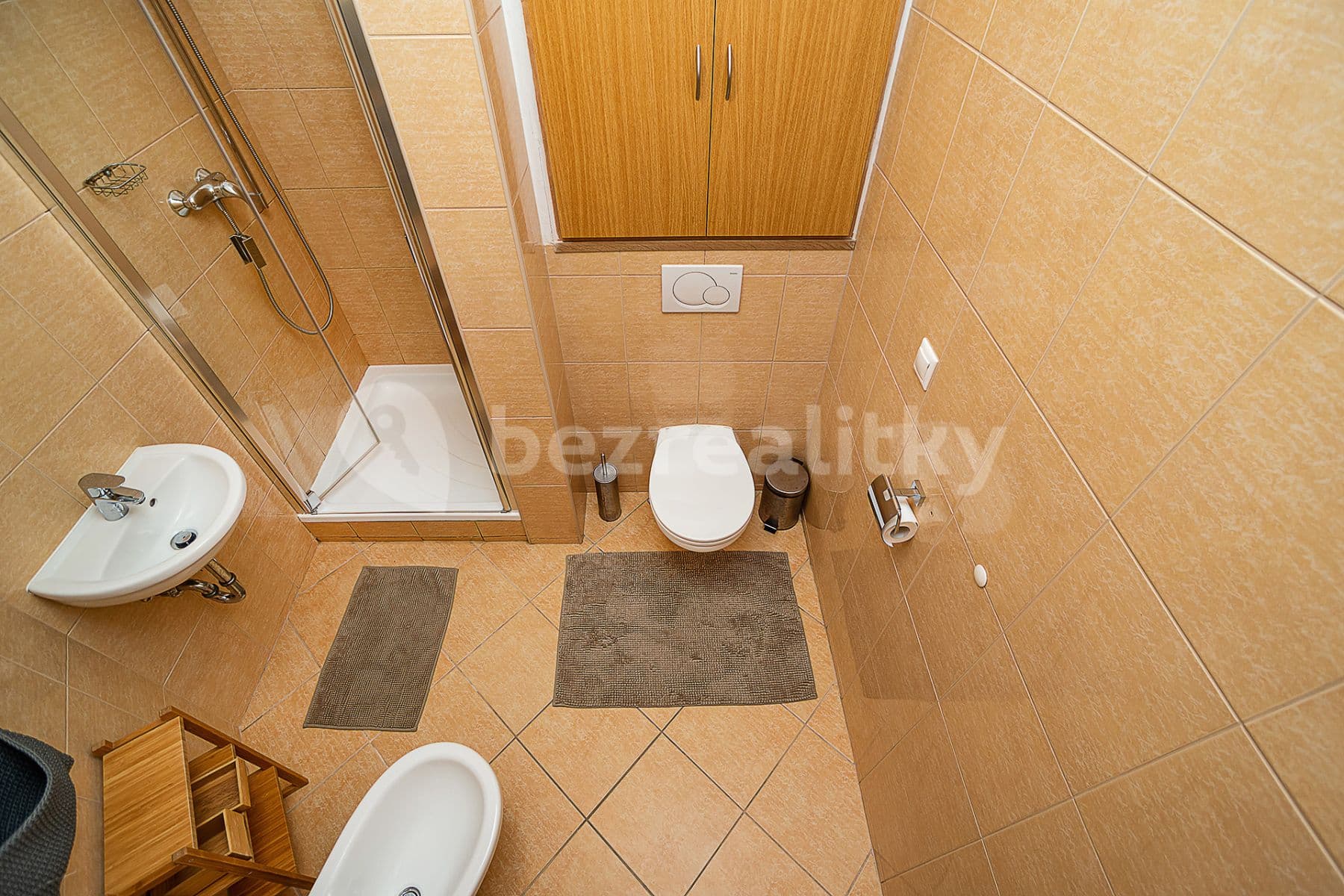 Prenájom bytu 4-izbový 109 m², Šátalská, Praha, Praha Prenájom bytu 4-izbový 109 m², Šátalská, Praha, Praha