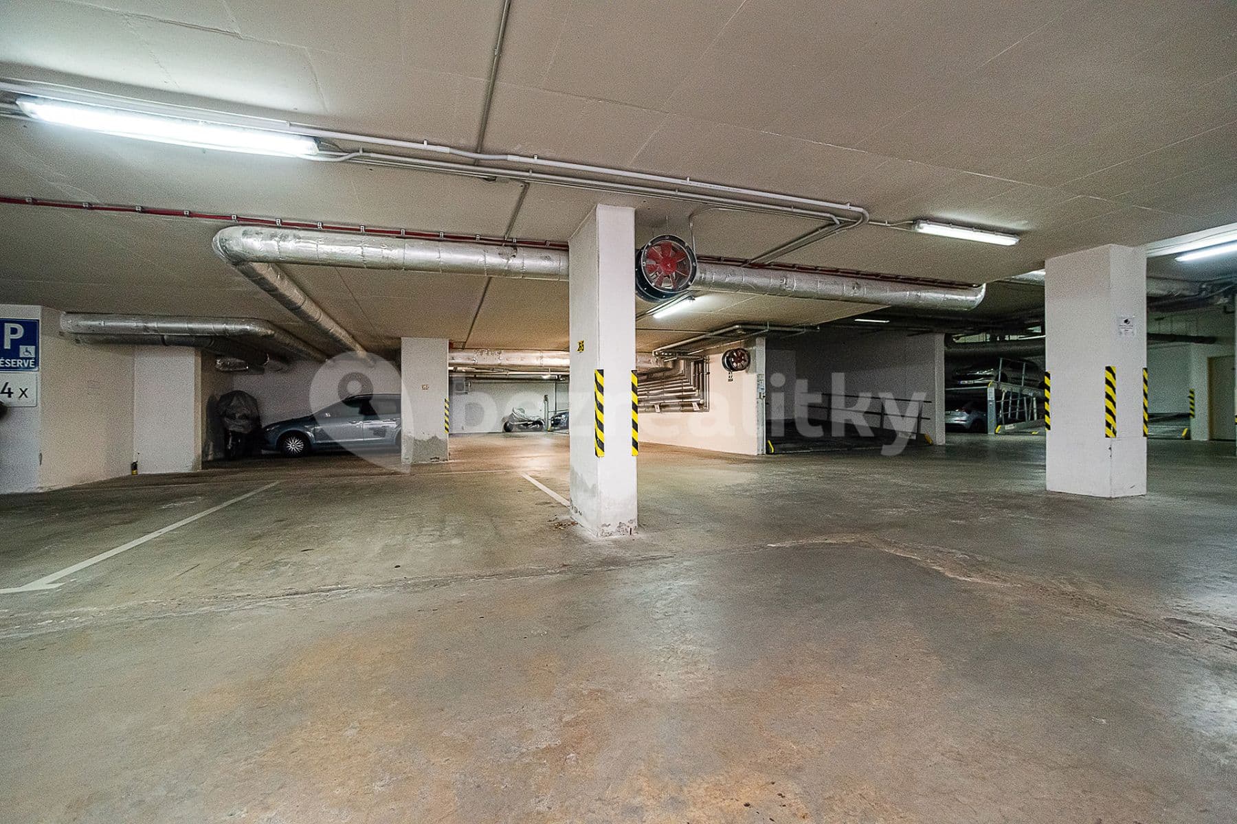 Prenájom bytu 4-izbový 109 m², Šátalská, Praha, Praha Prenájom bytu 4-izbový 109 m², Šátalská, Praha, Praha