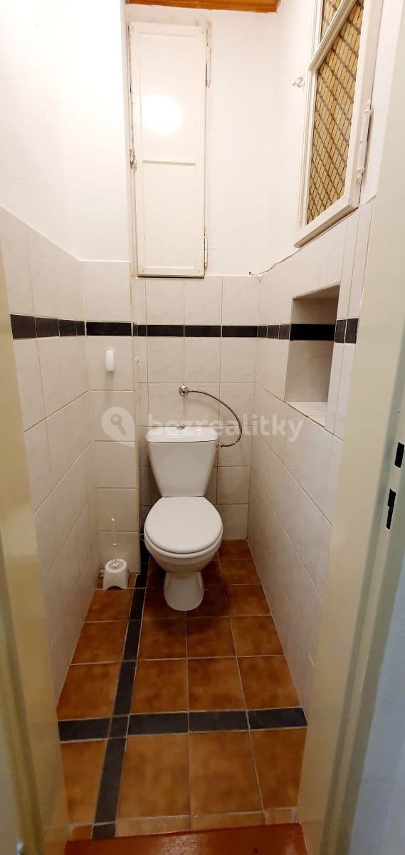 Prenájom bytu 1-izbový 30 m², Křižíkova, Praha, Praha Prenájom bytu 1-izbový 30 m², Křižíkova, Praha, Praha