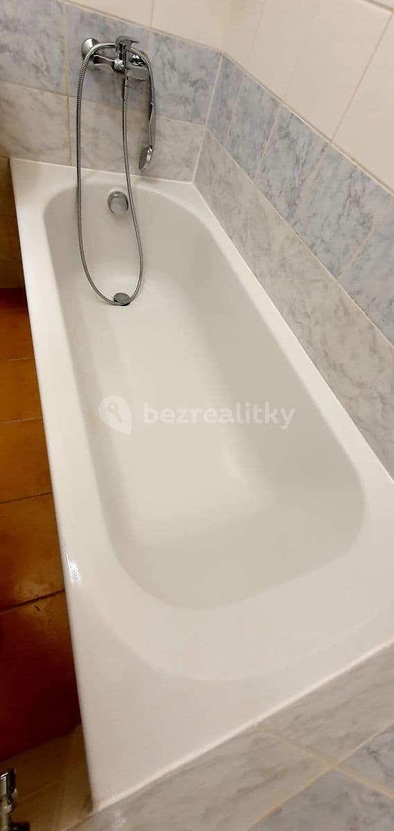 Prenájom bytu 1-izbový 30 m², Křižíkova, Praha, Praha Prenájom bytu 1-izbový 30 m², Křižíkova, Praha, Praha