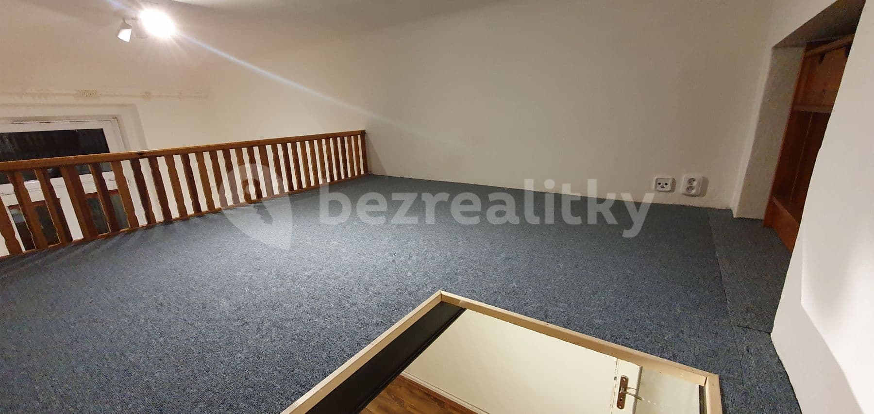 Prenájom bytu 1-izbový 30 m², Křižíkova, Praha, Praha Prenájom bytu 1-izbový 30 m², Křižíkova, Praha, Praha