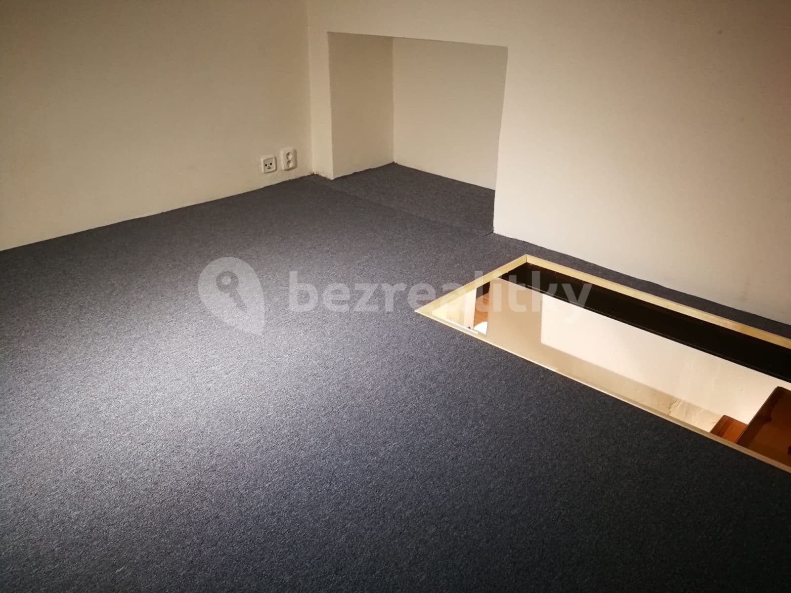 Prenájom bytu 1-izbový 30 m², Křižíkova, Praha, Praha Prenájom bytu 1-izbový 30 m², Křižíkova, Praha, Praha