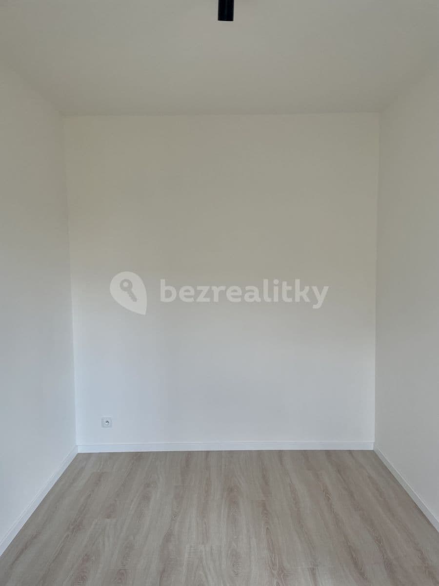 Prenájom bytu 1-izbový 23 m², Poděbradská, Praha, Praha Prenájom bytu 1-izbový 23 m², Poděbradská, Praha, Praha