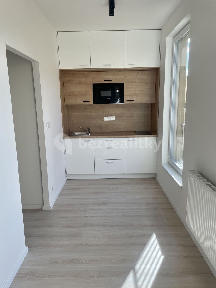Prenájom bytu 1-izbový 23 m², Poděbradská, Praha, Praha Prenájom bytu 1-izbový 23 m², Poděbradská, Praha, Praha