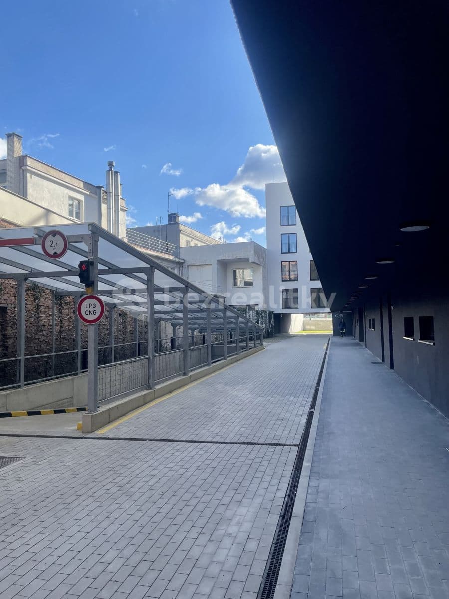 Prenájom bytu 1-izbový 23 m², Poděbradská, Praha, Praha Prenájom bytu 1-izbový 23 m², Poděbradská, Praha, Praha