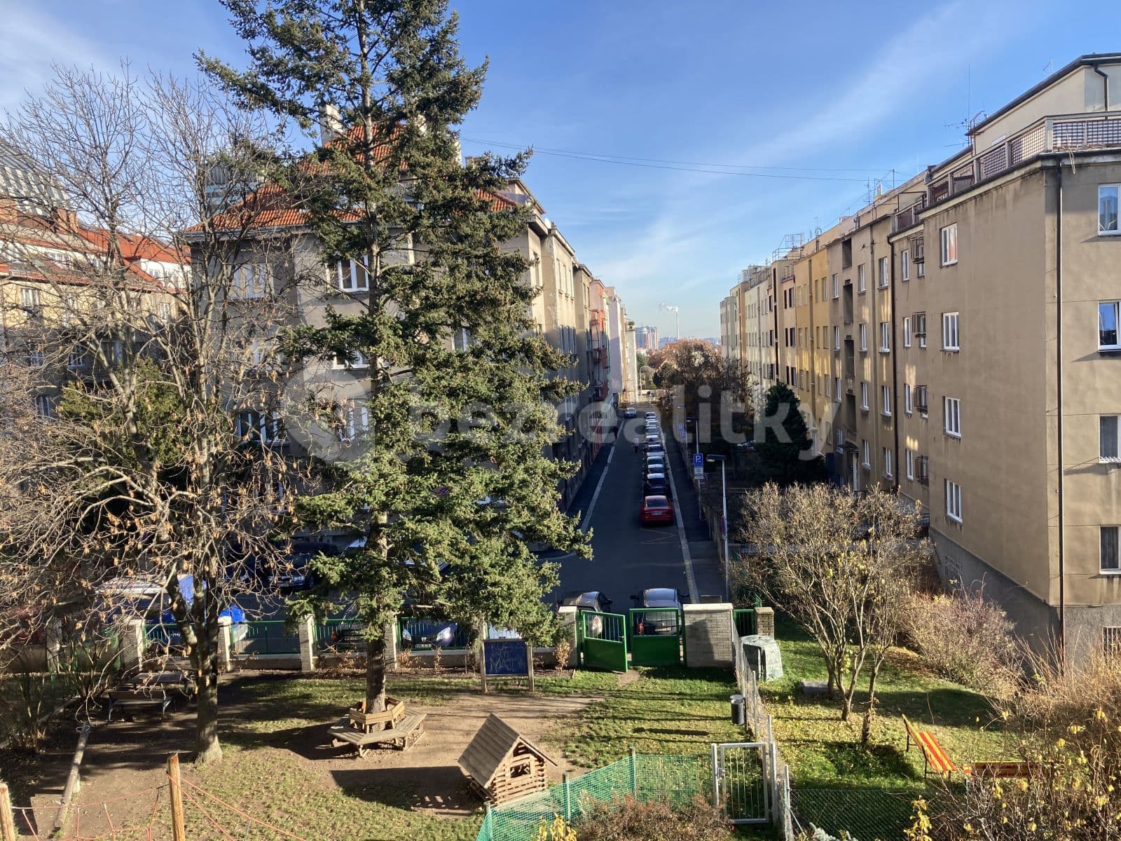 Prenájom bytu 2-izbový 66 m², náměstí Jiřího z Lobkovic, Praha, Praha Prenájom bytu 2-izbový 66 m², náměstí Jiřího z Lobkovic, Praha, Praha