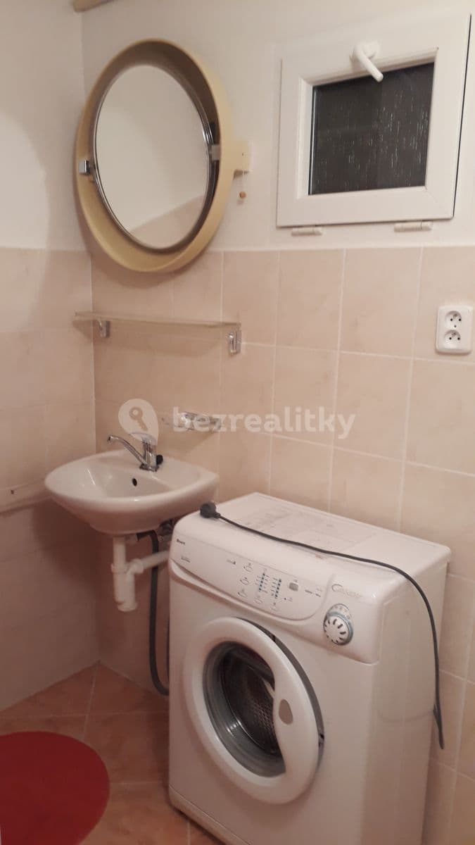 Prenájom bytu 2-izbový 58 m², Rakovnická, Praha, Praha Prenájom bytu 2-izbový 58 m², Rakovnická, Praha, Praha