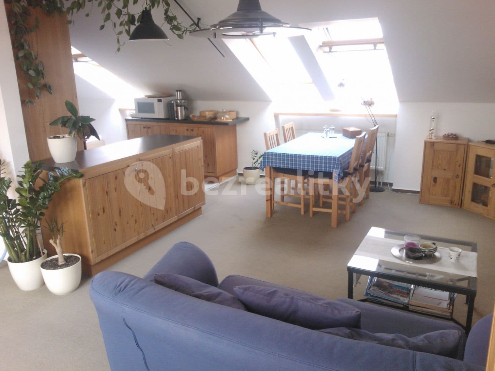 Prenájom bytu 1-izbový 51 m², Suchdolské náměstí, Praha, Praha Prenájom bytu 1-izbový 51 m², Suchdolské náměstí, Praha, Praha