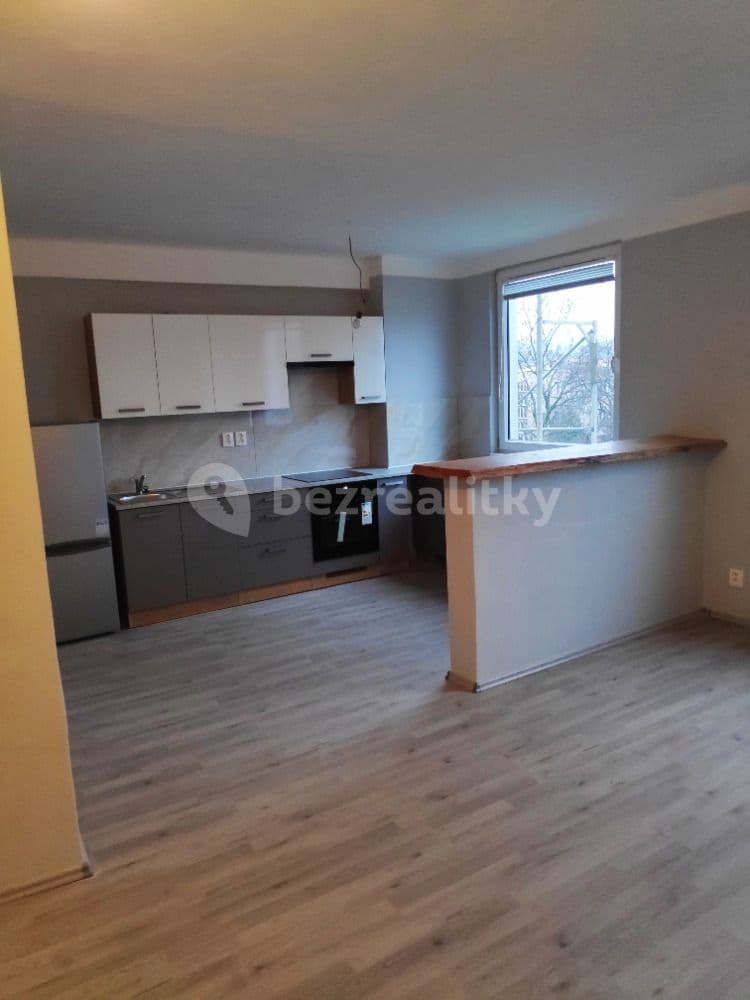 Prenájom bytu 1-izbový 40 m², Heřmanského, Heřmanův Městec, Pardubický kraj Prenájom bytu 1-izbový 40 m², Heřmanského, Heřmanův Městec, Pardubický kraj