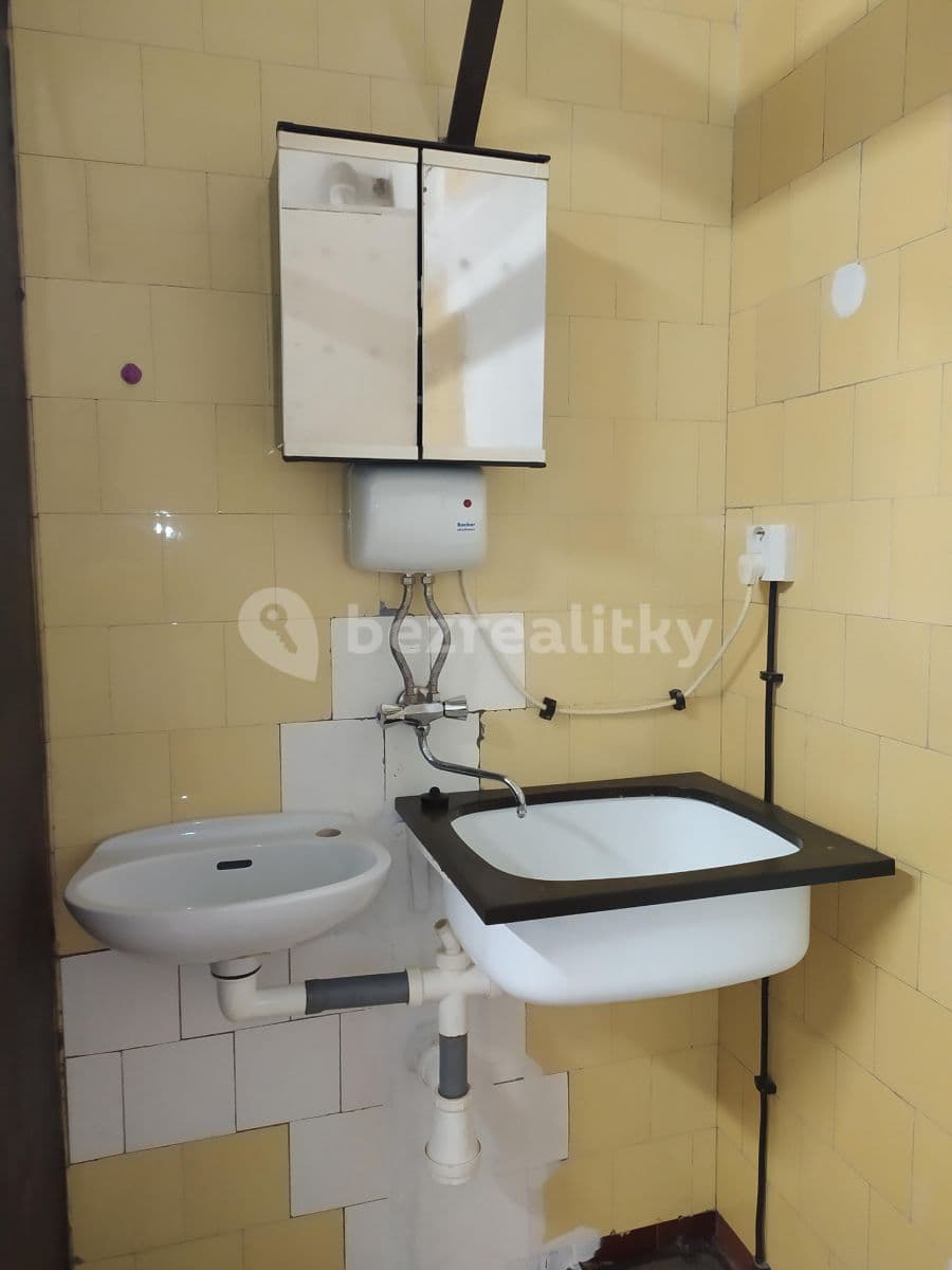 Prenájom nebytového priestoru 110 m², Ostrava, Moravskoslezský kraj Prenájom nebytového priestoru 110 m², Ostrava, Moravskoslezský kraj