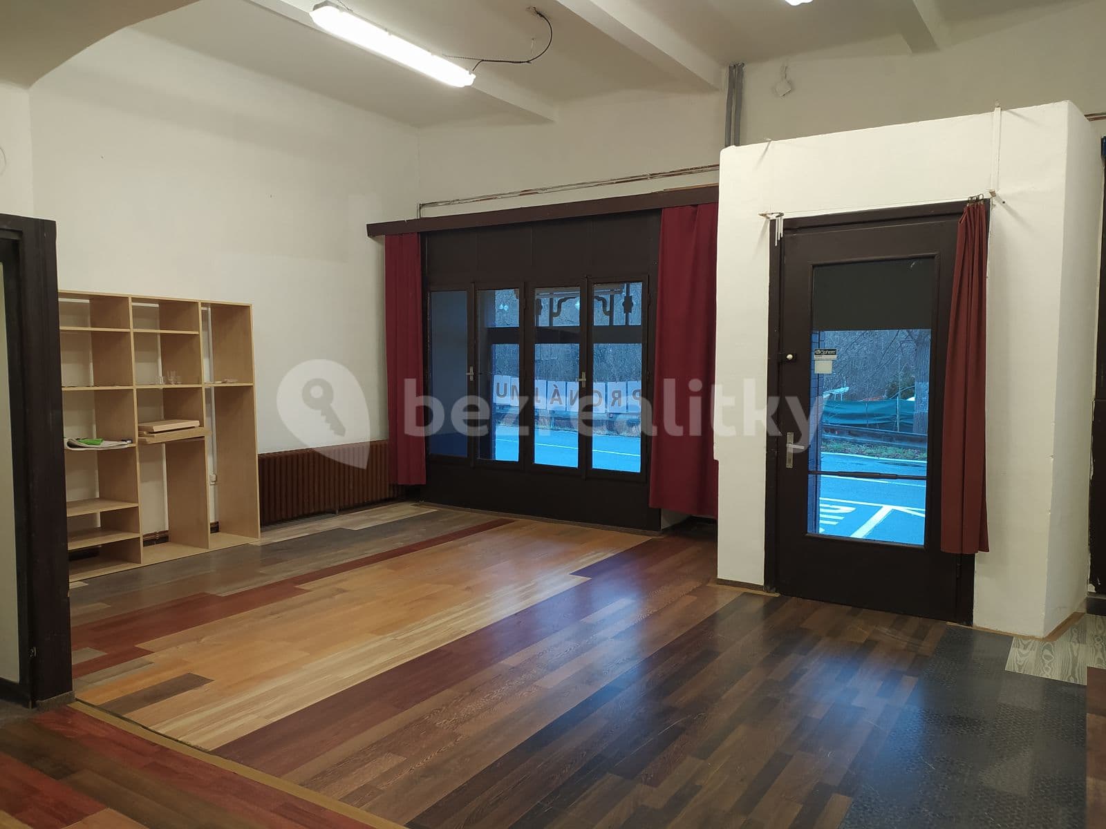 Prenájom nebytového priestoru 110 m², Ostrava, Moravskoslezský kraj Prenájom nebytového priestoru 110 m², Ostrava, Moravskoslezský kraj