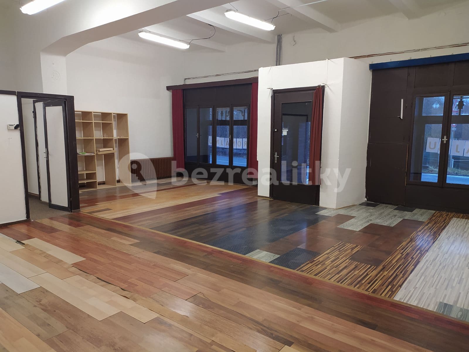 Prenájom nebytového priestoru 110 m², Ostrava, Moravskoslezský kraj Prenájom nebytového priestoru 110 m², Ostrava, Moravskoslezský kraj