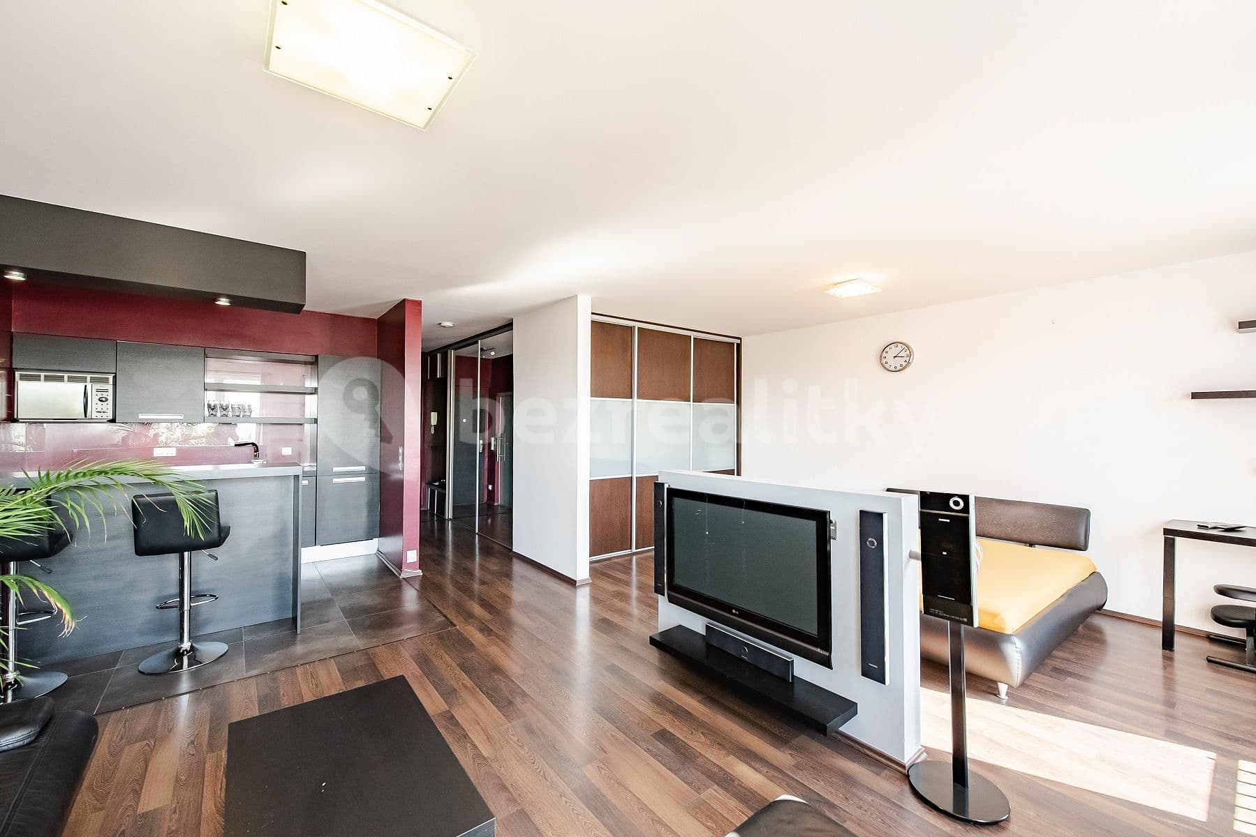 Prenájom bytu 1-izbový 55 m², Pod Bohdalcem I, Praha, Praha Prenájom bytu 1-izbový 55 m², Pod Bohdalcem I, Praha, Praha