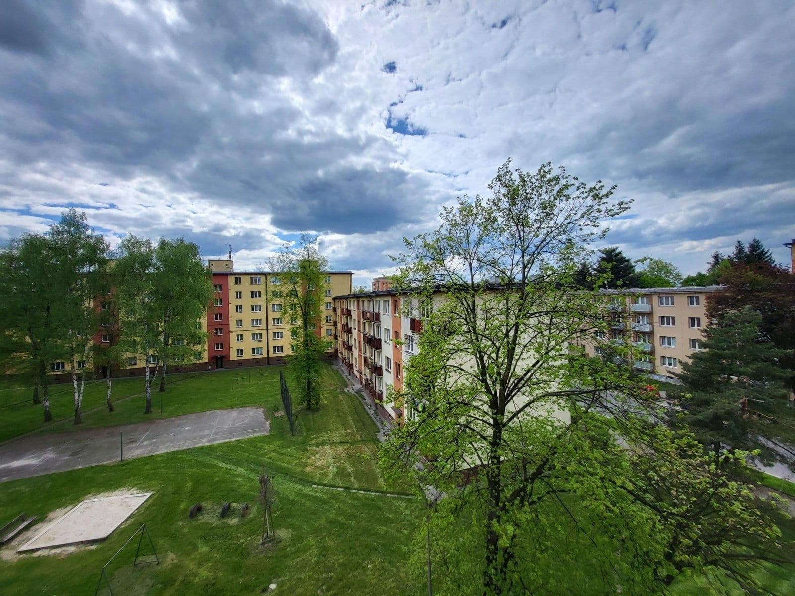 Prenájom bytu 2-izbový 51 m², Kosmonautů, Karviná, Moravskoslezský kraj Prenájom bytu 2-izbový 51 m², Kosmonautů, Karviná, Moravskoslezský kraj