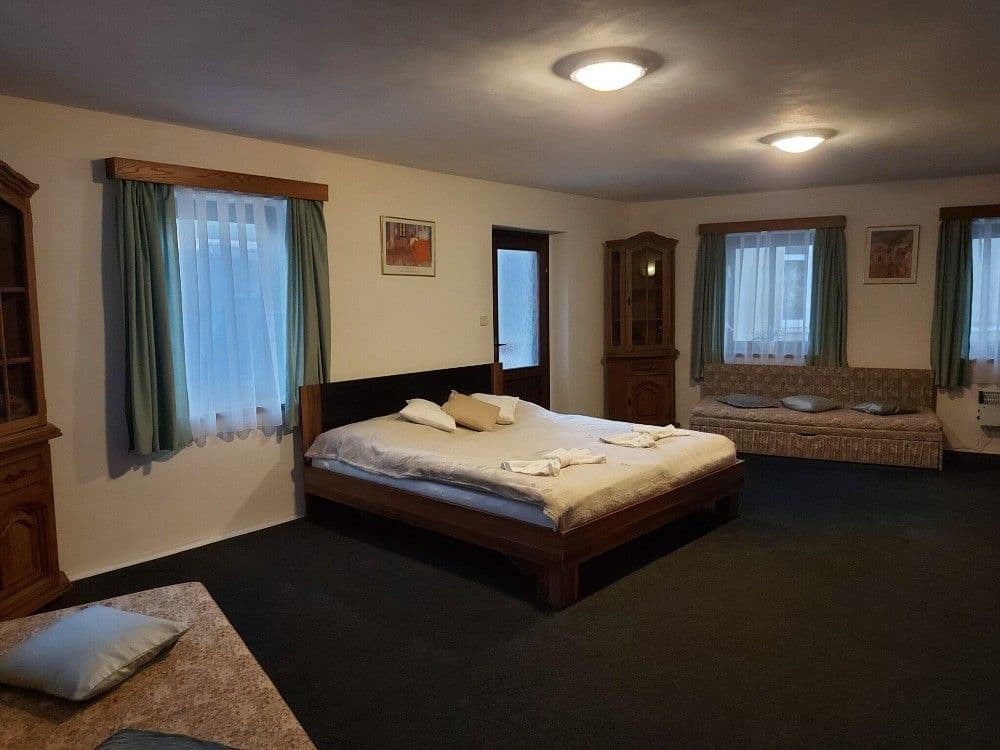 Predaj nebytového priestoru 429 m², U Horní brány, Broumov, Královéhradecký kraj Predaj nebytového priestoru 429 m², U Horní brány, Broumov, Královéhradecký kraj