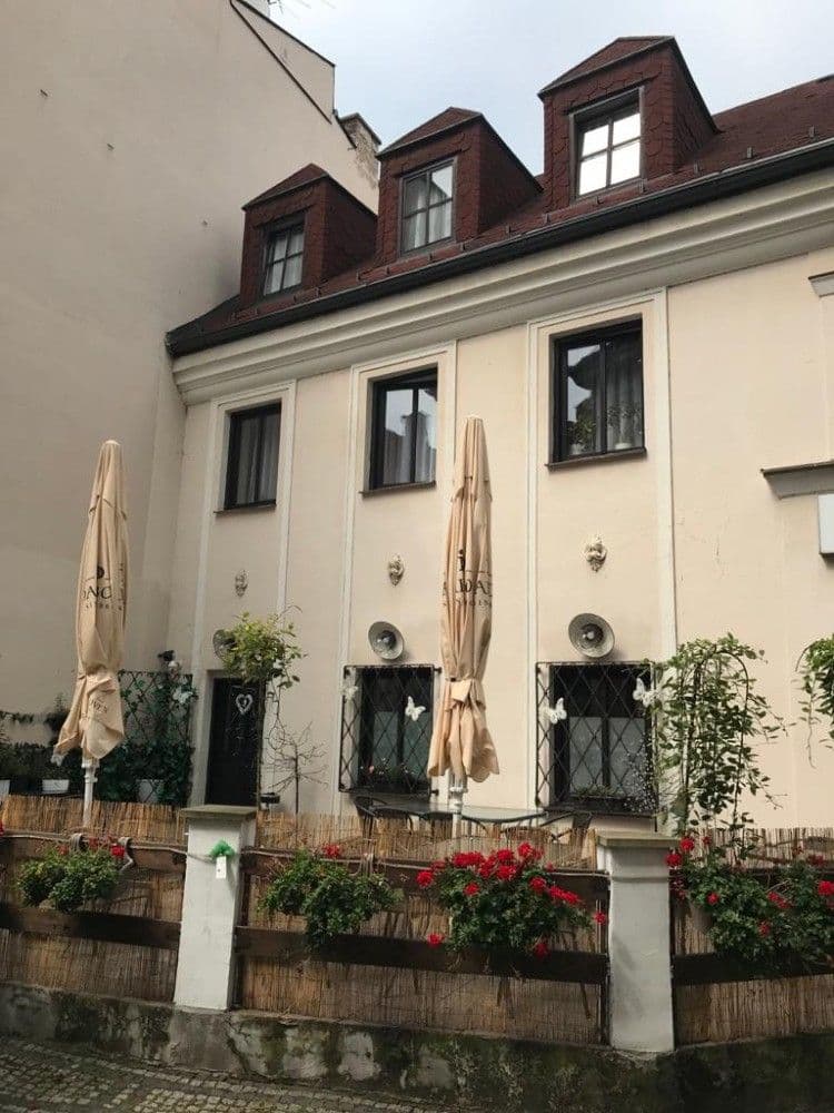 Predaj nebytového priestoru 429 m², U Horní brány, Broumov, Královéhradecký kraj Predaj nebytového priestoru 429 m², U Horní brány, Broumov, Královéhradecký kraj