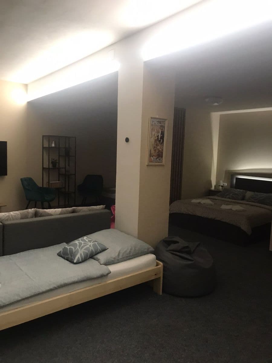 Predaj nebytového priestoru 429 m², U Horní brány, Broumov, Královéhradecký kraj Predaj nebytového priestoru 429 m², U Horní brány, Broumov, Královéhradecký kraj