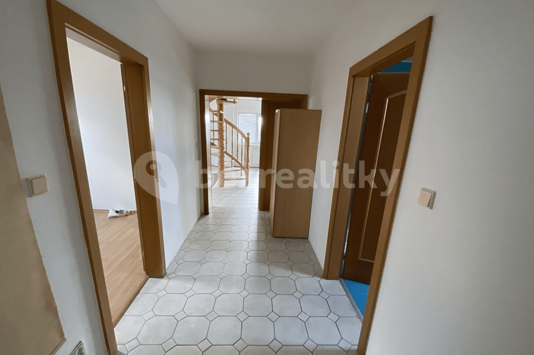 Prenájom bytu 3-izbový 109 m², Högrova, Brno, Jihomoravský kraj Prenájom bytu 3-izbový 109 m², Högrova, Brno, Jihomoravský kraj