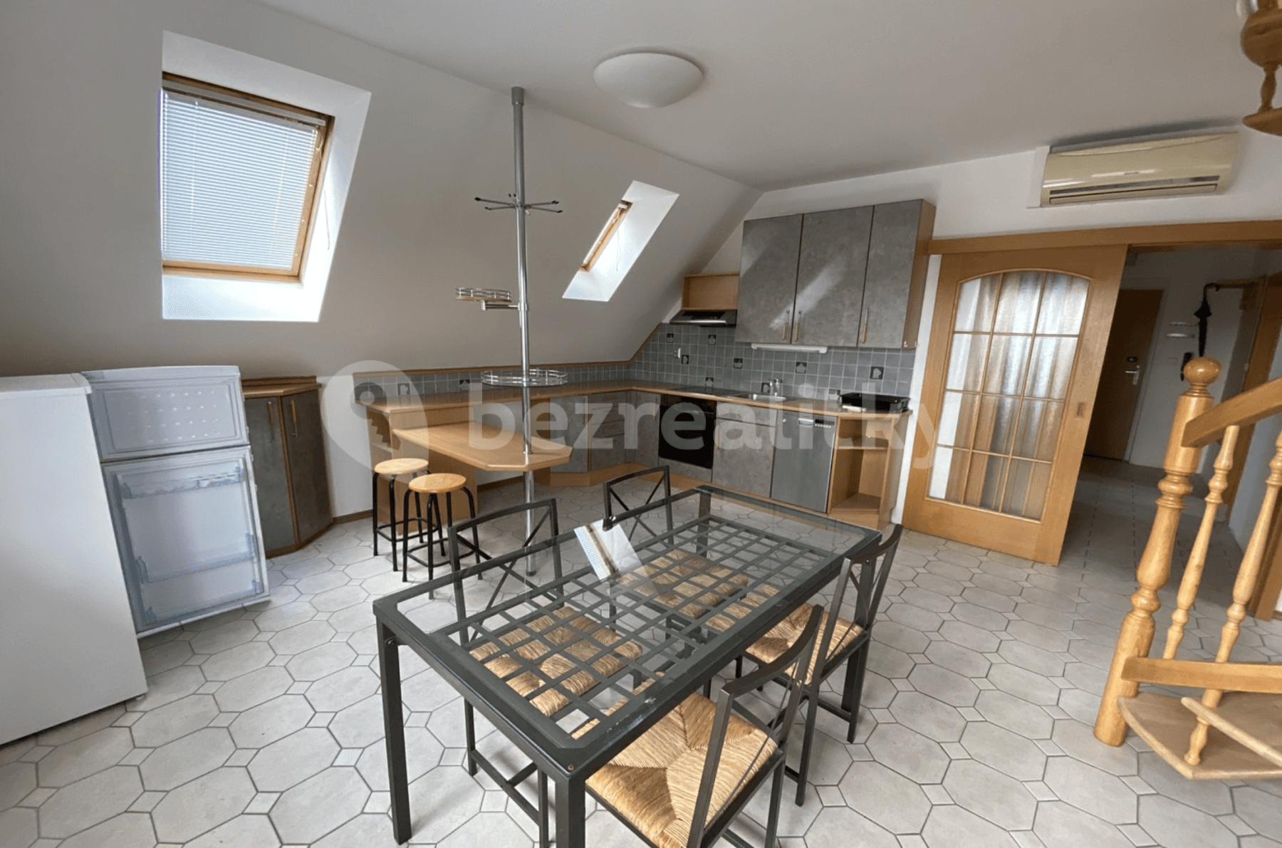 Prenájom bytu 3-izbový 109 m², Högrova, Brno, Jihomoravský kraj Prenájom bytu 3-izbový 109 m², Högrova, Brno, Jihomoravský kraj