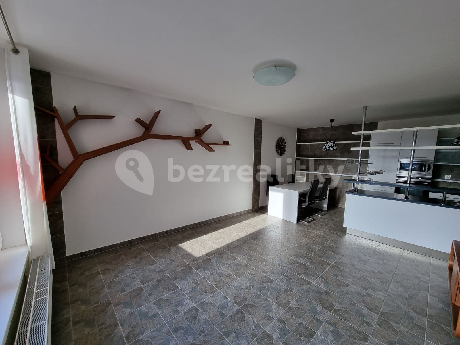 Prenájom bytu 3-izbový 94 m², Laurinova, Praha, Praha Prenájom bytu 3-izbový 94 m², Laurinova, Praha, Praha