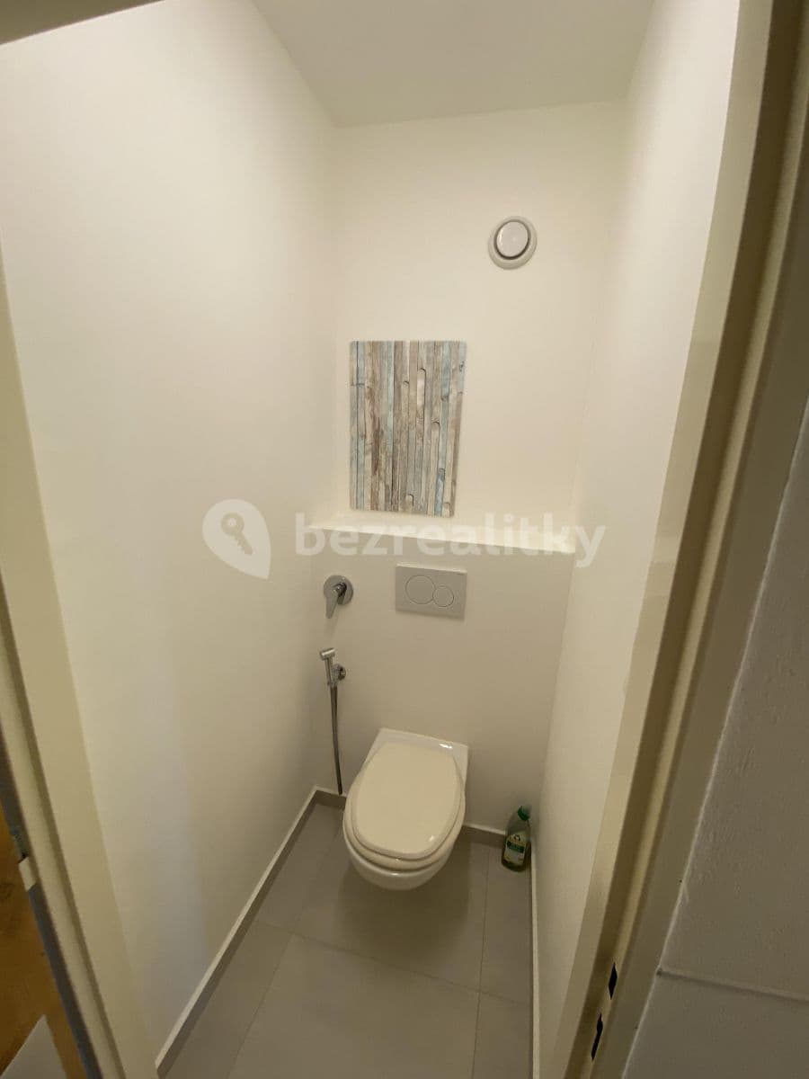 Prenájom bytu 3-izbový 79 m², Ovčí hájek, Praha, Praha Prenájom bytu 3-izbový 79 m², Ovčí hájek, Praha, Praha