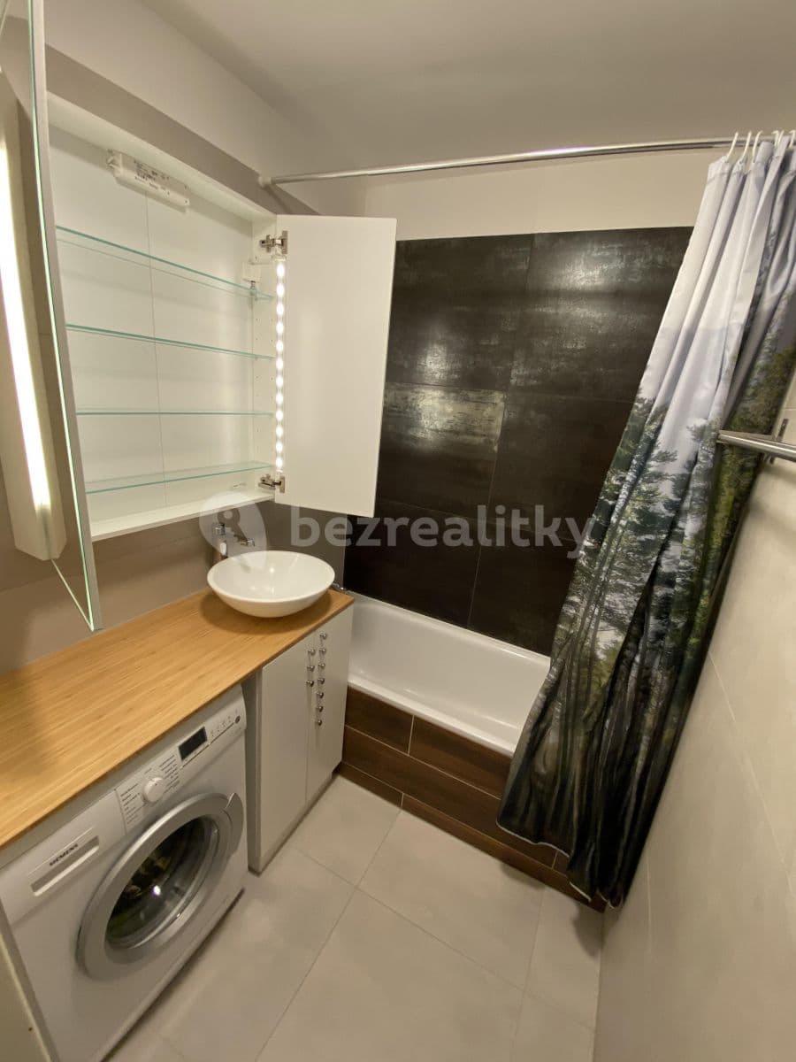 Prenájom bytu 3-izbový 79 m², Ovčí hájek, Praha, Praha Prenájom bytu 3-izbový 79 m², Ovčí hájek, Praha, Praha