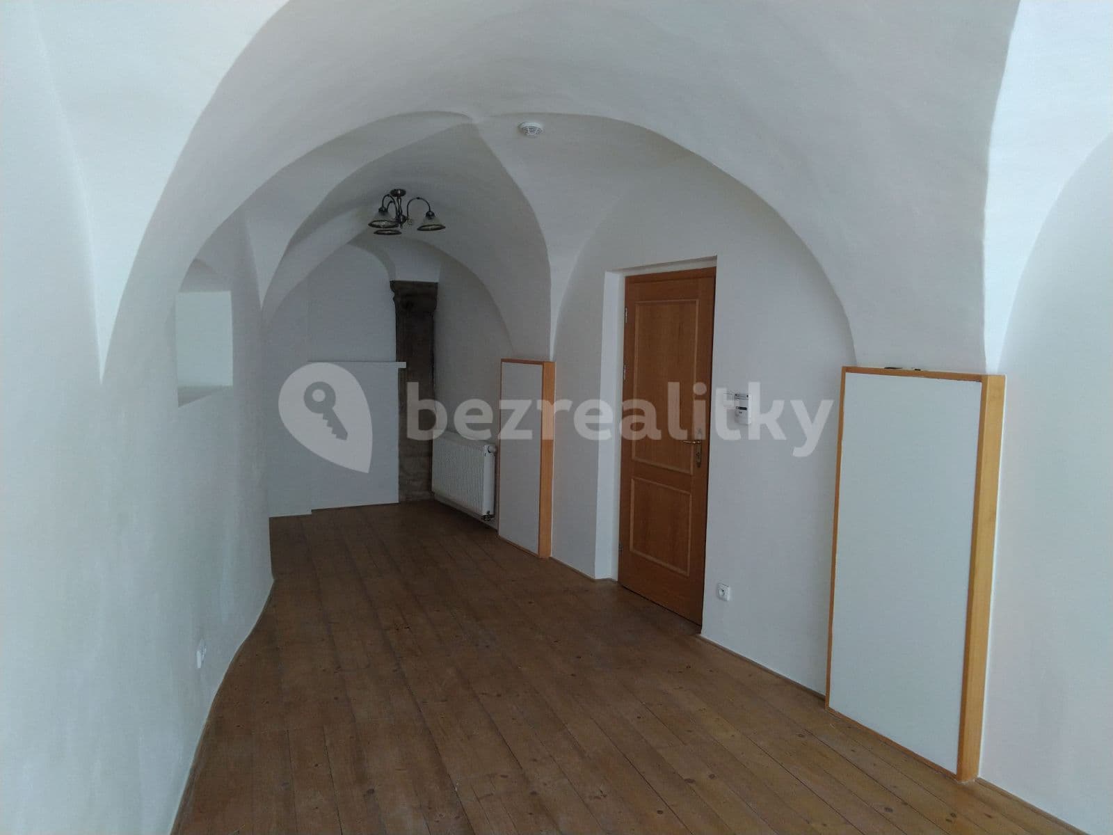 Prenájom nebytového priestoru 30 m², Kynského, Slaný, Středočeský kraj Prenájom nebytového priestoru 30 m², Kynského, Slaný, Středočeský kraj
