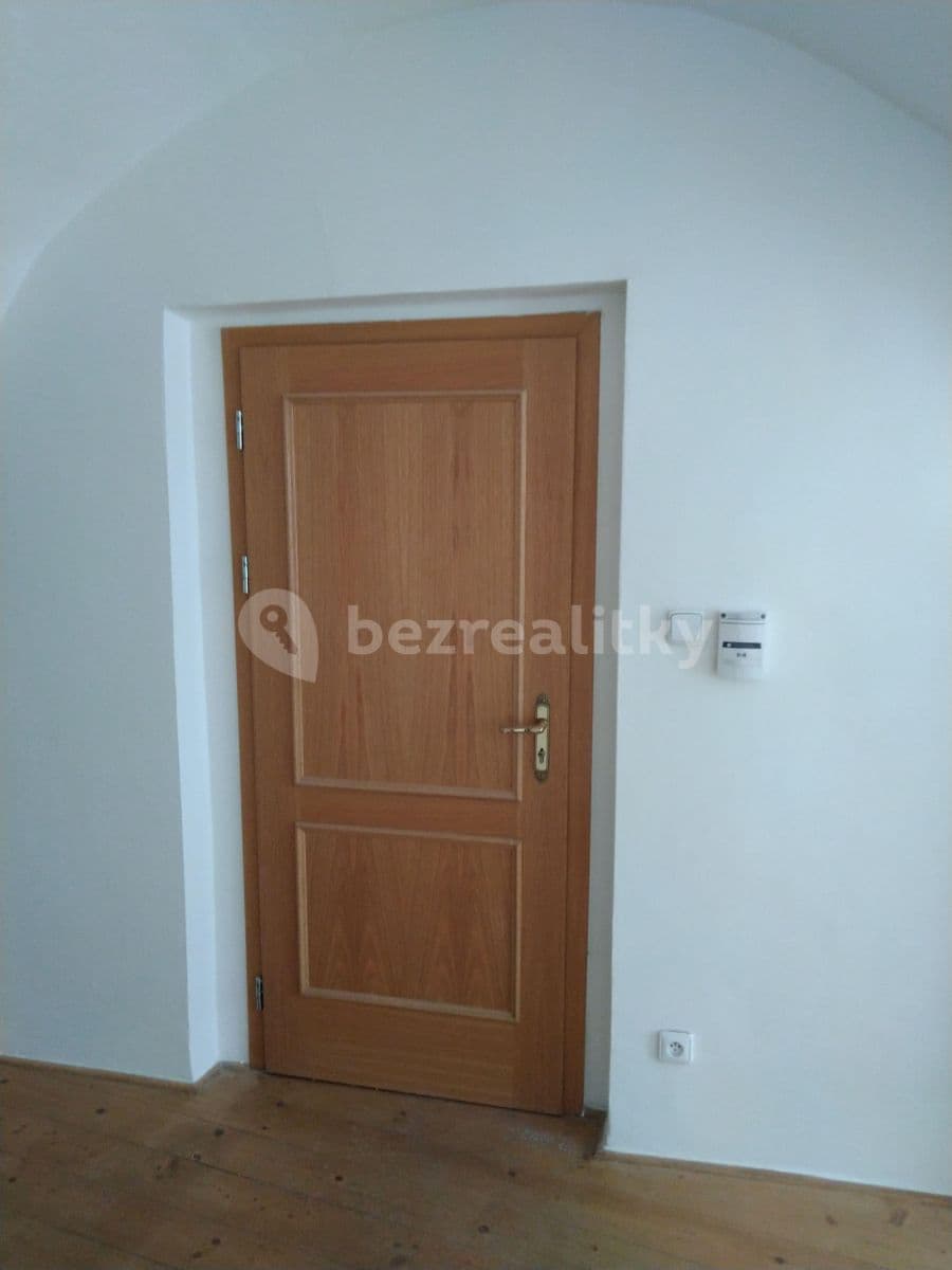 Prenájom nebytového priestoru 30 m², Kynského, Slaný, Středočeský kraj Prenájom nebytového priestoru 30 m², Kynského, Slaný, Středočeský kraj