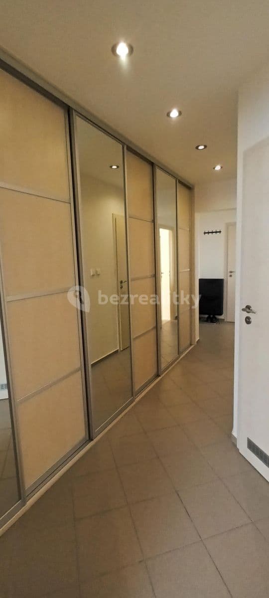 Prenájom bytu 3-izbový 68 m², Formánkova, Praha, Praha Prenájom bytu 3-izbový 68 m², Formánkova, Praha, Praha