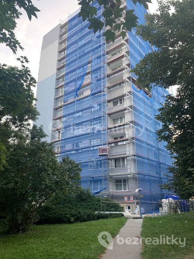 Prenájom bytu 2-izbový 54 m², Spojovací, Čelákovice, Středočeský kraj Prenájom bytu 2-izbový 54 m², Spojovací, Čelákovice, Středočeský kraj