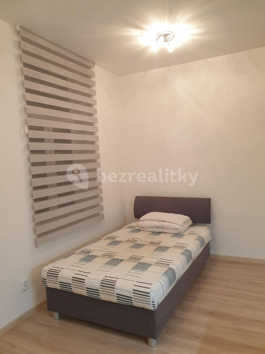 Prenájom bytu 1-izbový 22 m², Chlumova, Jihlava, Kraj Vysočina Prenájom bytu 1-izbový 22 m², Chlumova, Jihlava, Kraj Vysočina