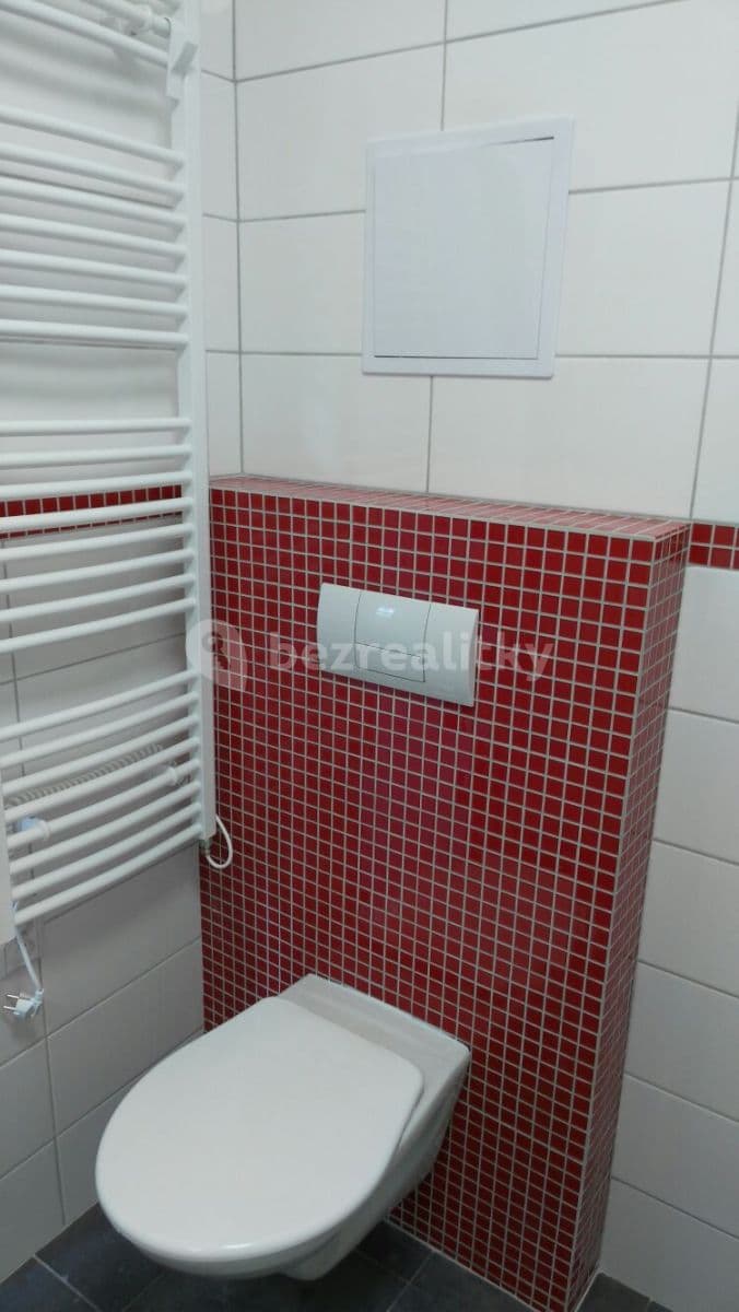 Prenájom bytu 1-izbový 22 m², Chlumova, Jihlava, Kraj Vysočina Prenájom bytu 1-izbový 22 m², Chlumova, Jihlava, Kraj Vysočina