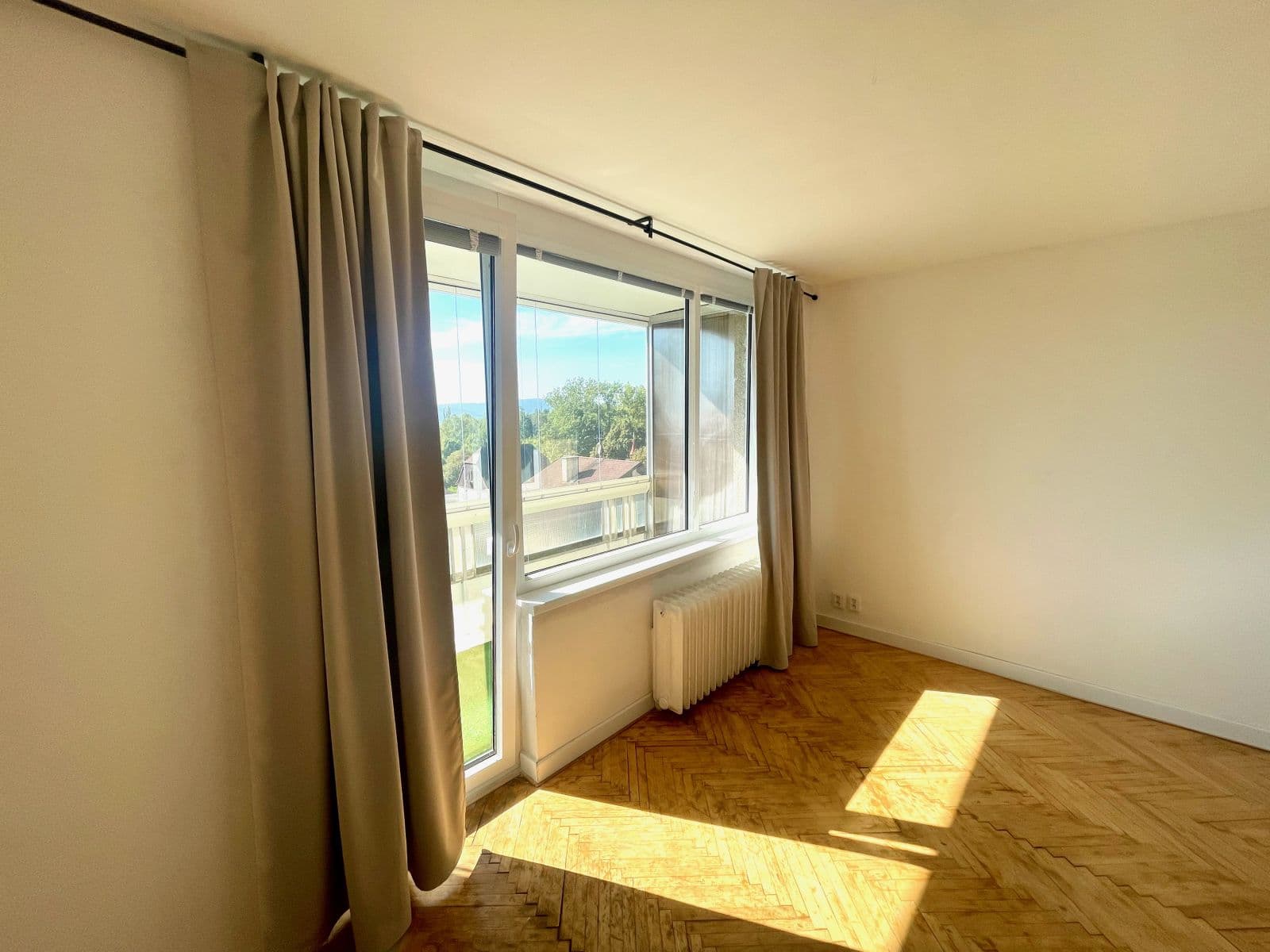 Prenájom bytu 1-izbový 30 m², Ostravská, Liberec, Liberecký kraj Prenájom bytu 1-izbový 30 m², Ostravská, Liberec, Liberecký kraj
