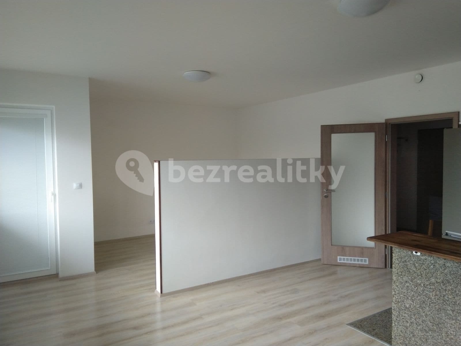 Prenájom bytu 1-izbový 50 m², Tupolevova, Praha, Praha Prenájom bytu 1-izbový 50 m², Tupolevova, Praha, Praha