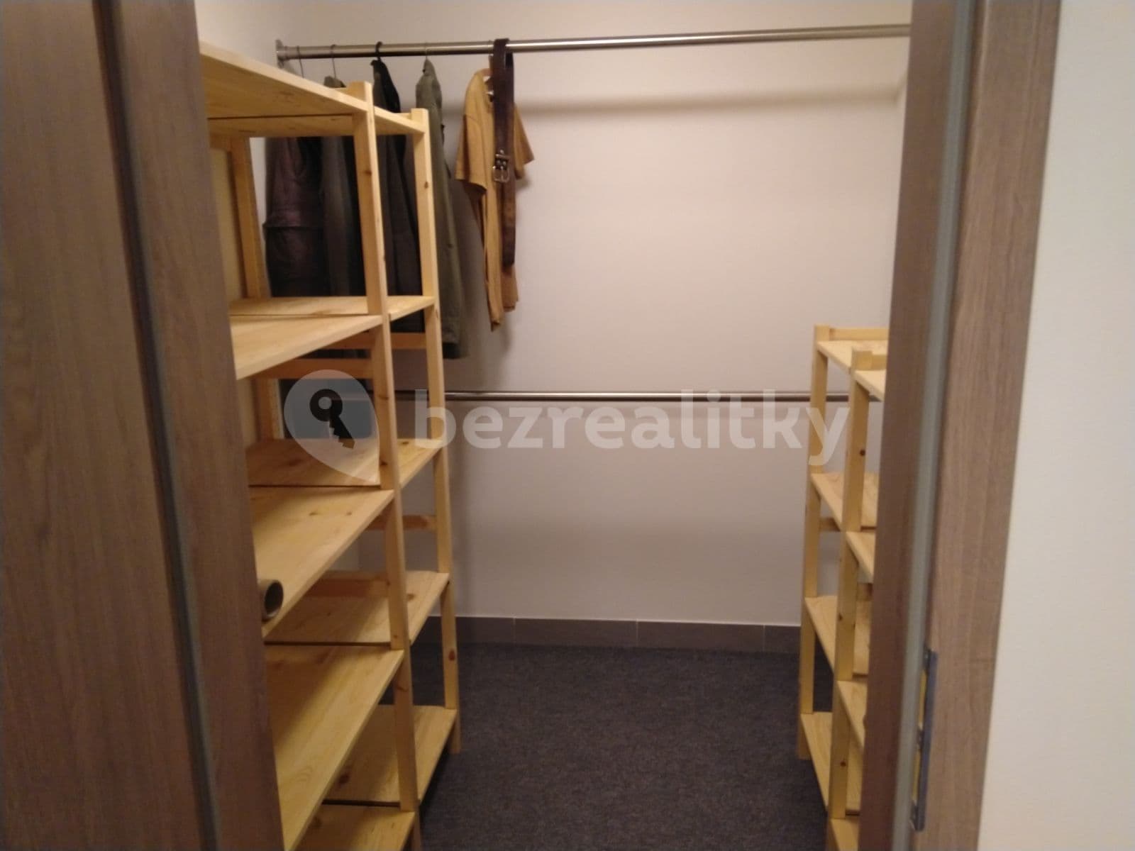 Prenájom bytu 1-izbový 50 m², Tupolevova, Praha, Praha Prenájom bytu 1-izbový 50 m², Tupolevova, Praha, Praha