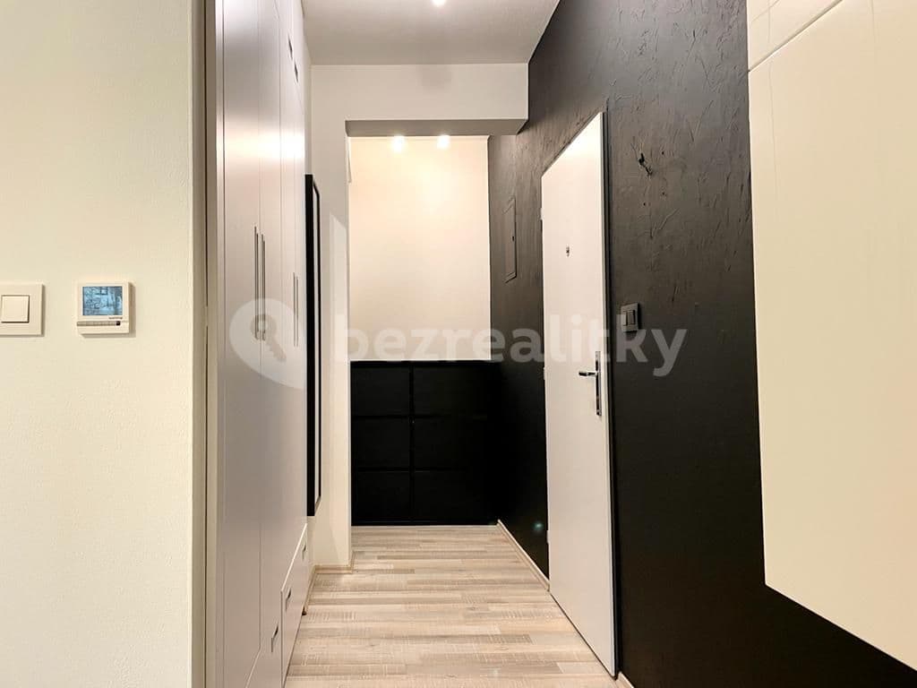 Prenájom bytu 1-izbový 41 m², K Železnej studienke, Bratislava - mestská časť Staré Mesto, Bratislavský kraj Prenájom bytu 1-izbový 41 m², K Železnej studienke, Bratislava - mestská časť Staré Mesto, Bratislavský kraj
