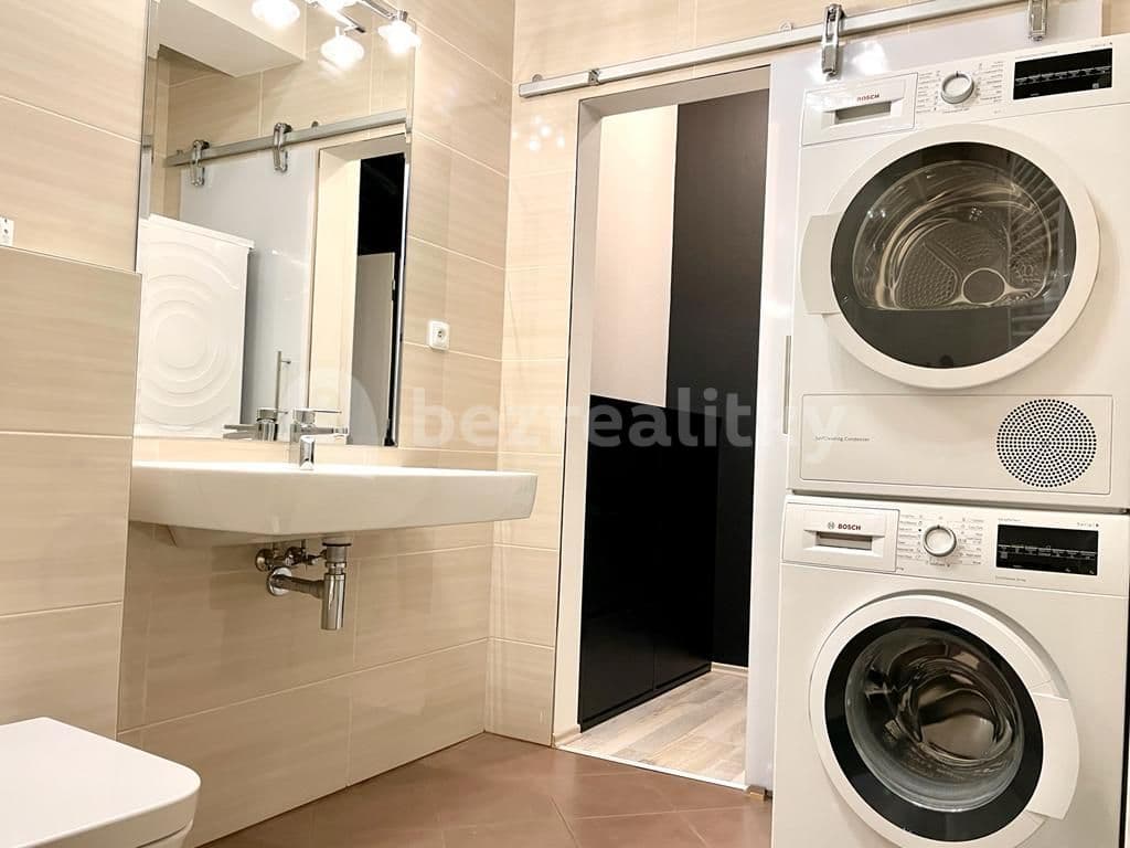 Prenájom bytu 1-izbový 41 m², K Železnej studienke, Bratislava - mestská časť Staré Mesto, Bratislavský kraj Prenájom bytu 1-izbový 41 m², K Železnej studienke, Bratislava - mestská časť Staré Mesto, Bratislavský kraj